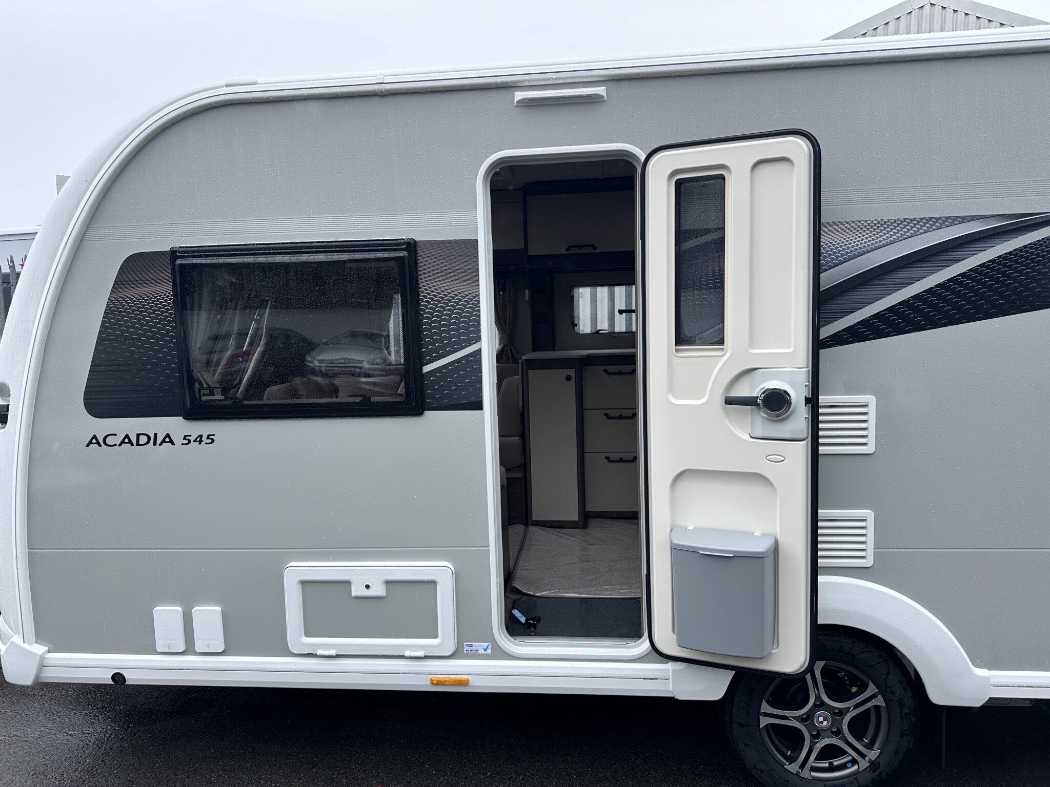 Coachman Acadia 545 Xtra — 2027 Season - Image 89