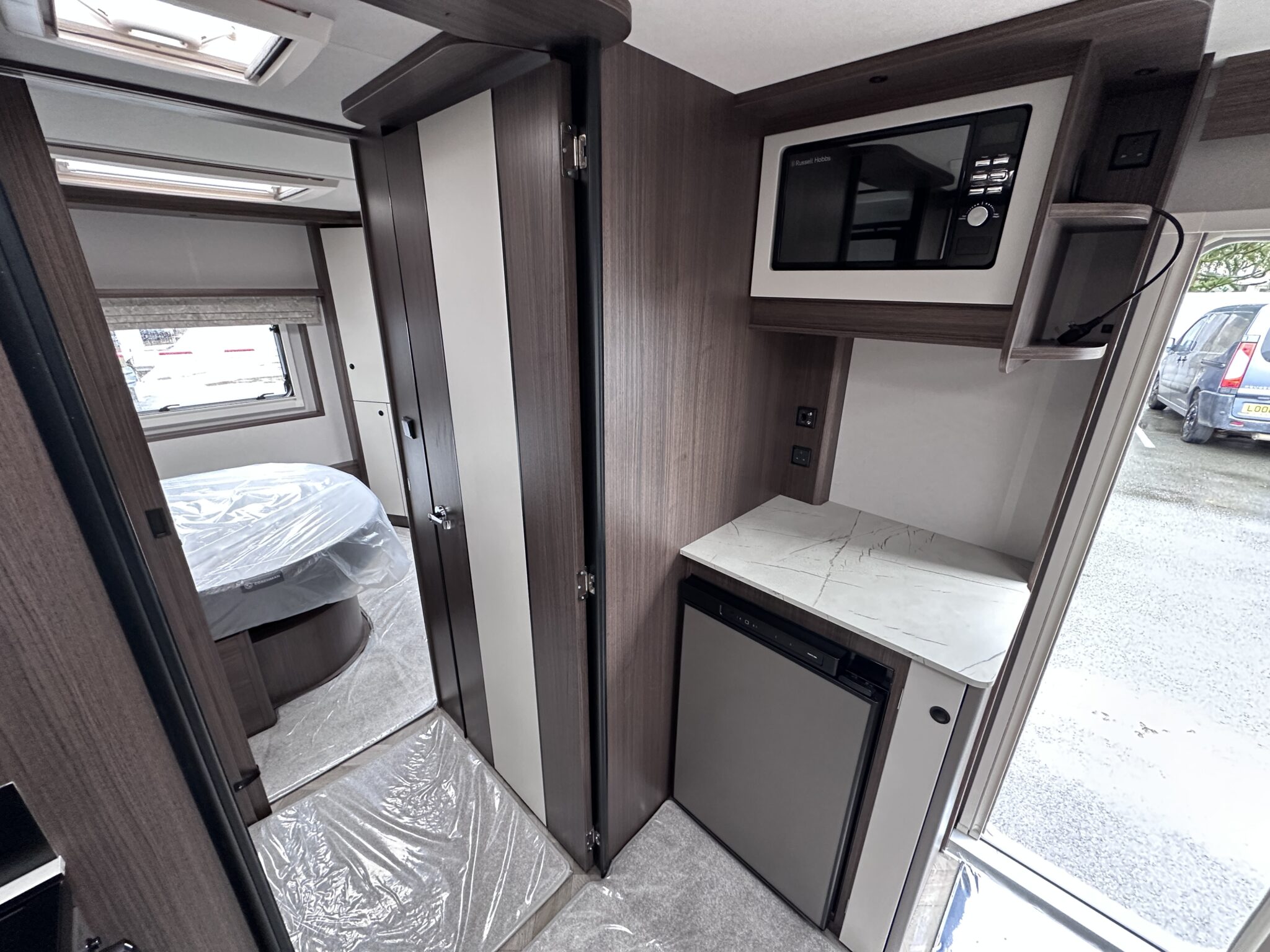Coachman Acadia 545 Xtra — 2027 Season - Image 12