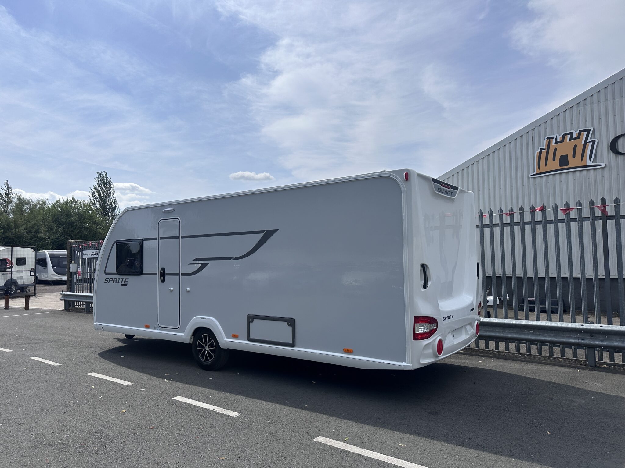 Swift Sprite Major 4 SB- 2026 Caravan - Image 15
