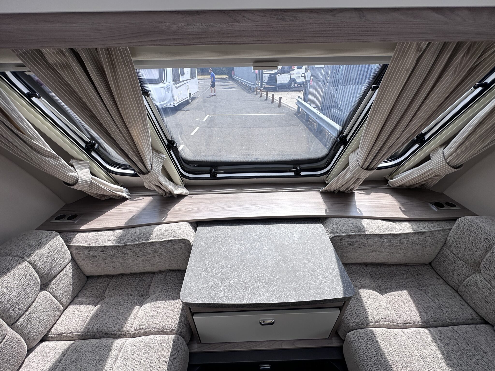 Swift Sprite Major 4 SB- 2026 Caravan - Image 28