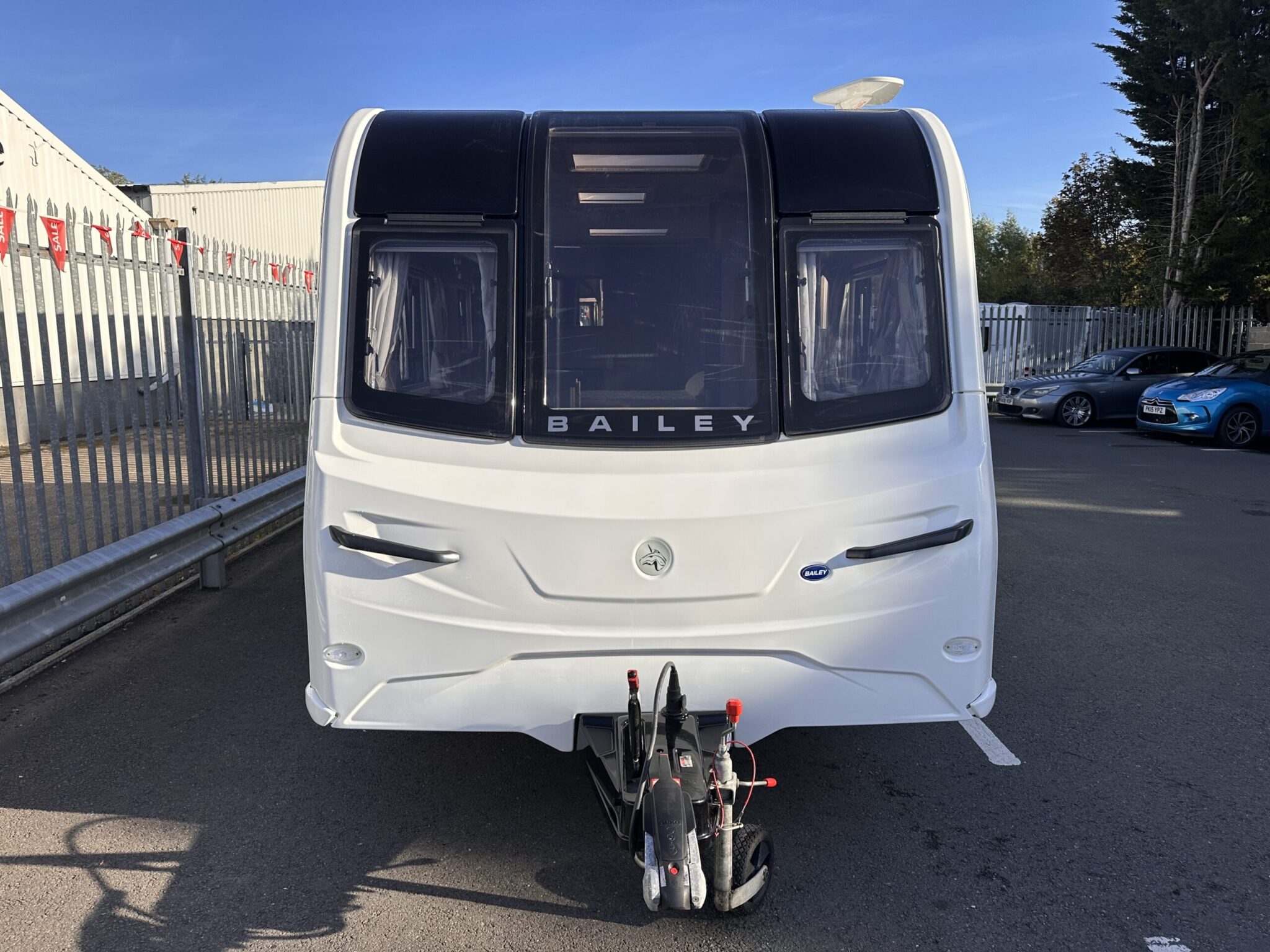 Bailey Unicorn Black Edition Vigo-2021 Caravan - Image 8