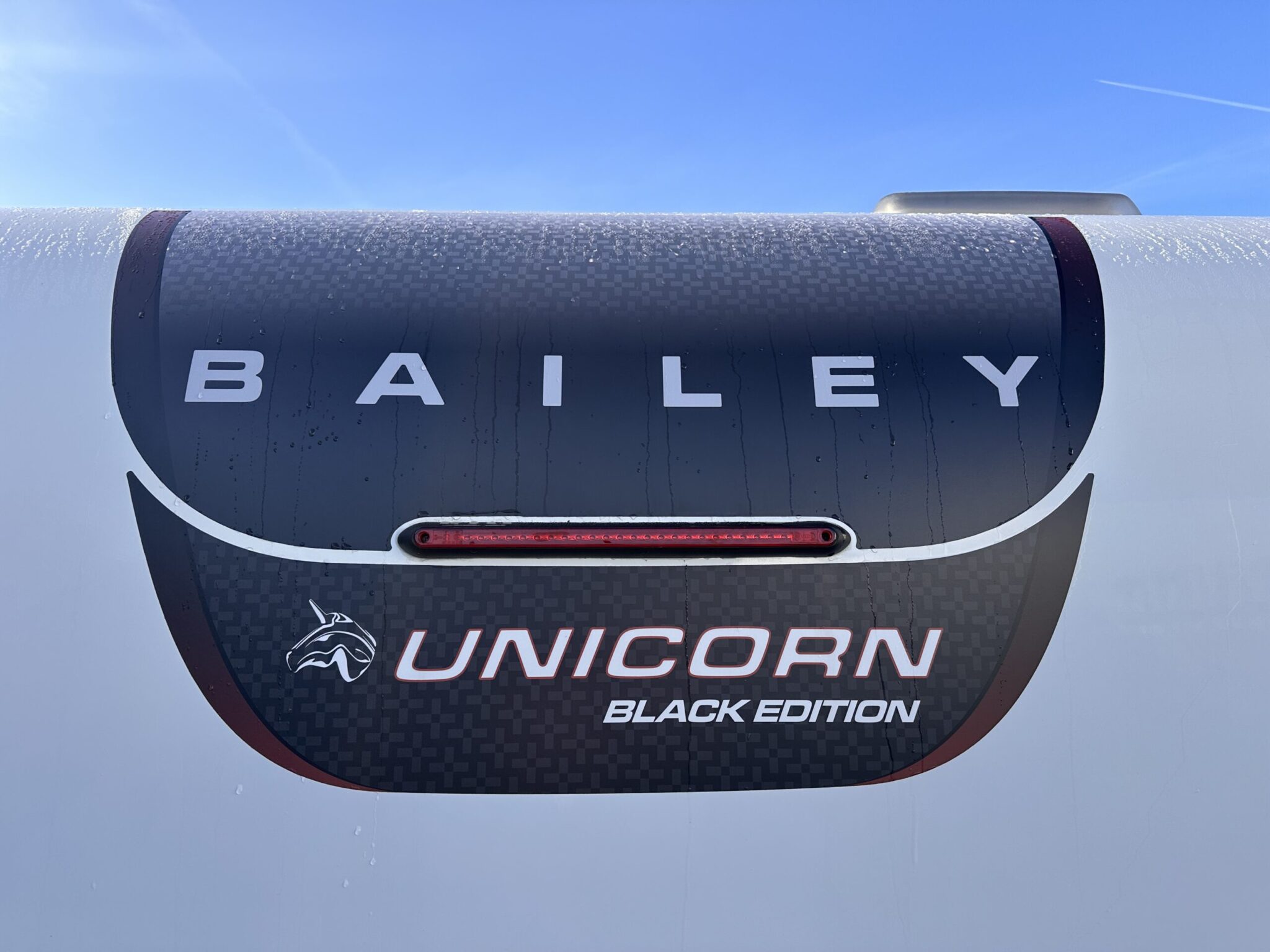 Bailey Unicorn Black Edition Vigo-2021 Caravan - Image 25