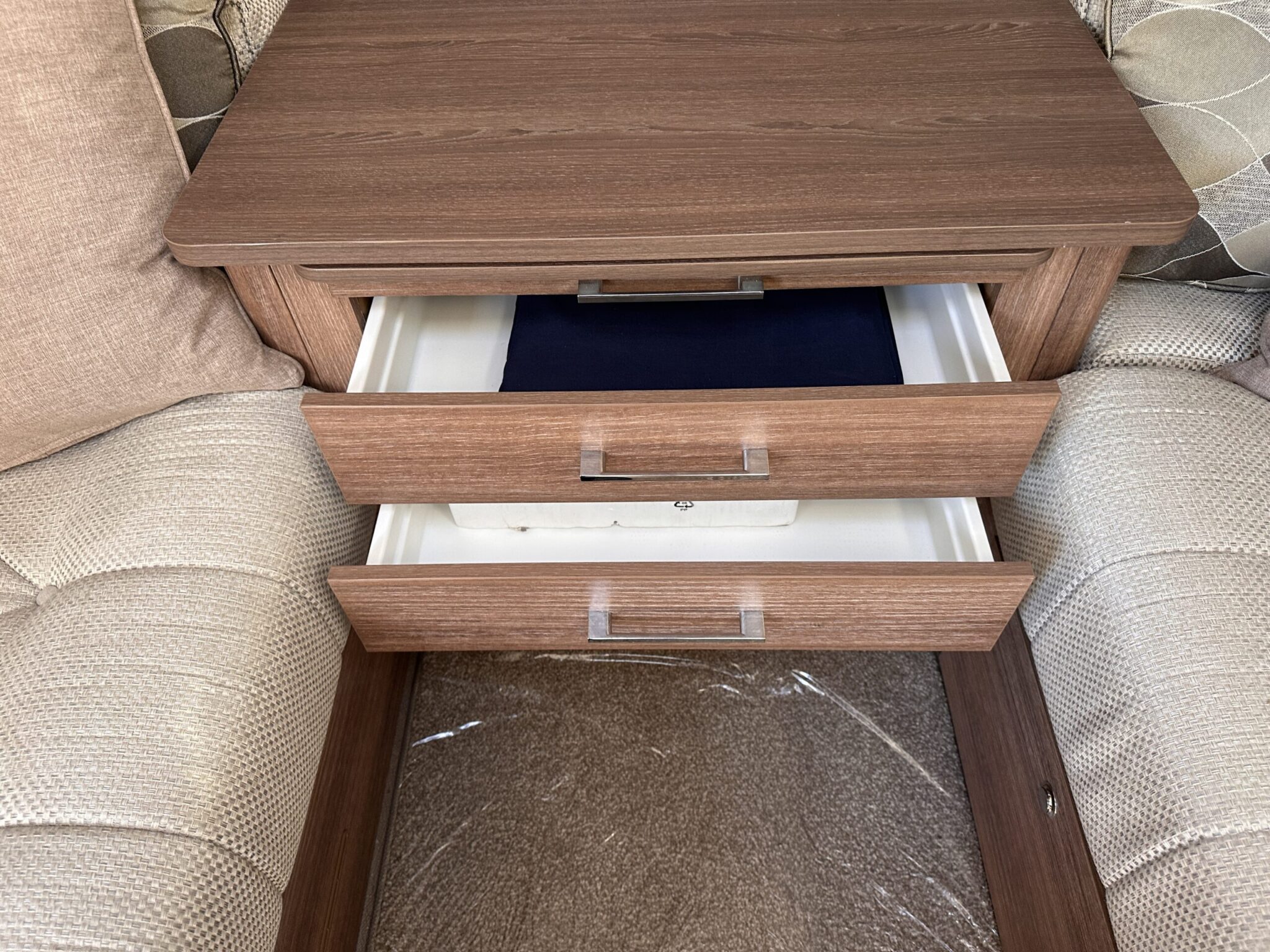 Bailey Unicorn Black Edition Vigo-2021 Caravan - Image 48