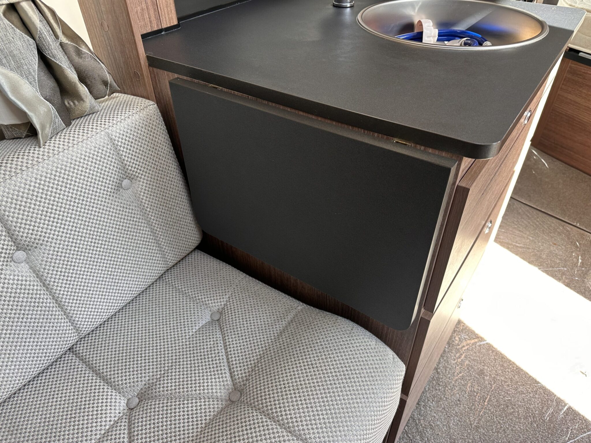 Bailey Unicorn Black Edition Vigo-2021 Caravan - Image 53