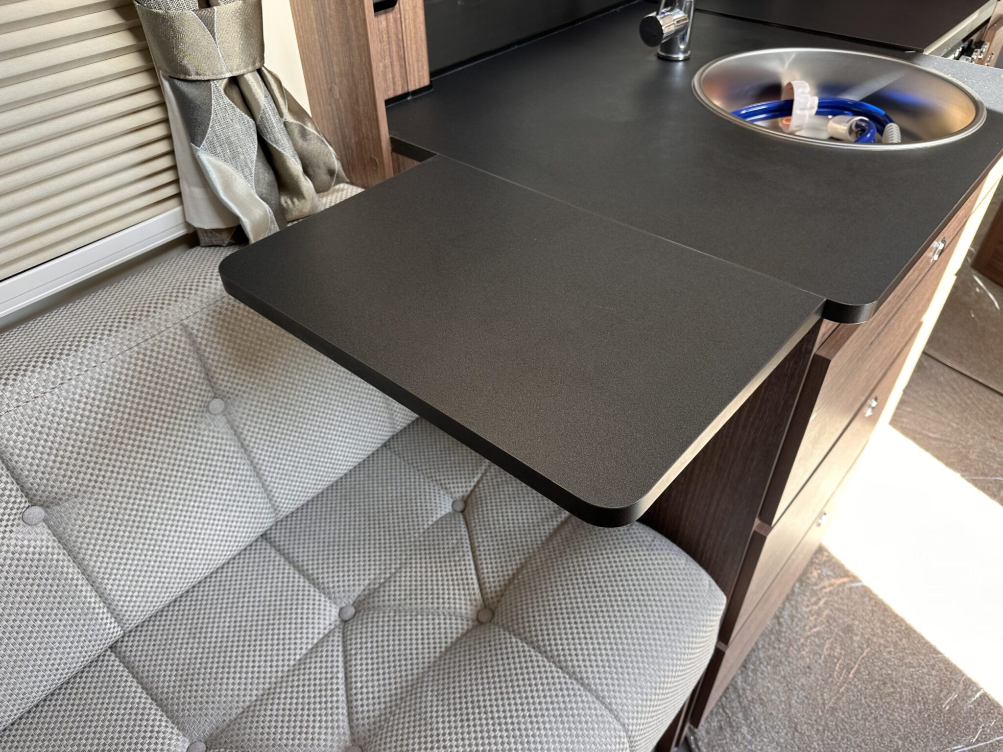 Bailey Unicorn Black Edition Vigo-2021 Caravan - Image 54