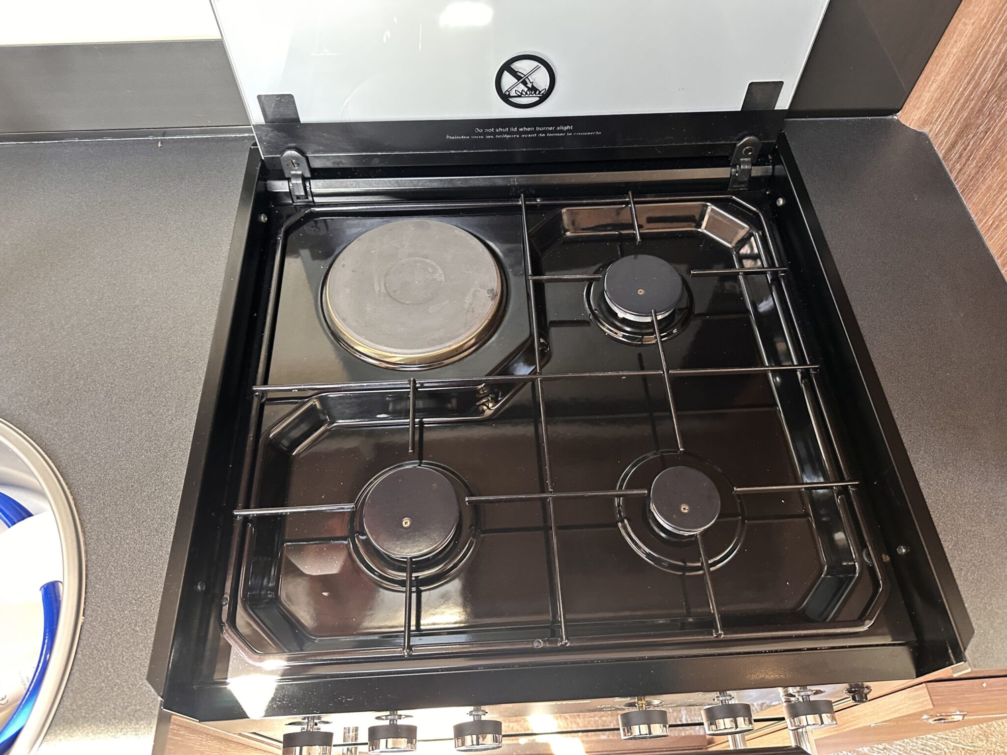 Bailey Unicorn Black Edition Vigo-2021 Caravan - Image 64