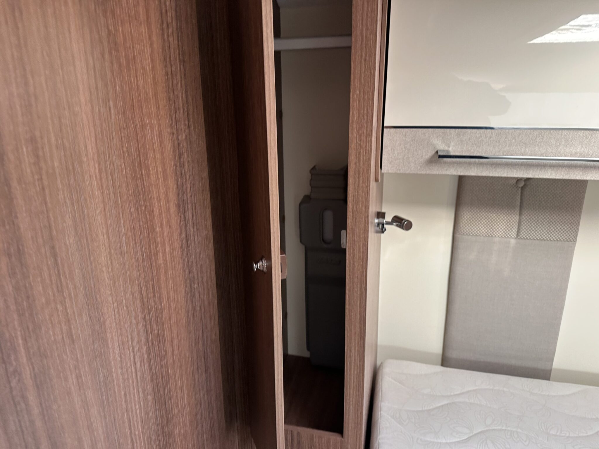 Bailey Unicorn Black Edition Vigo-2021 Caravan - Image 92