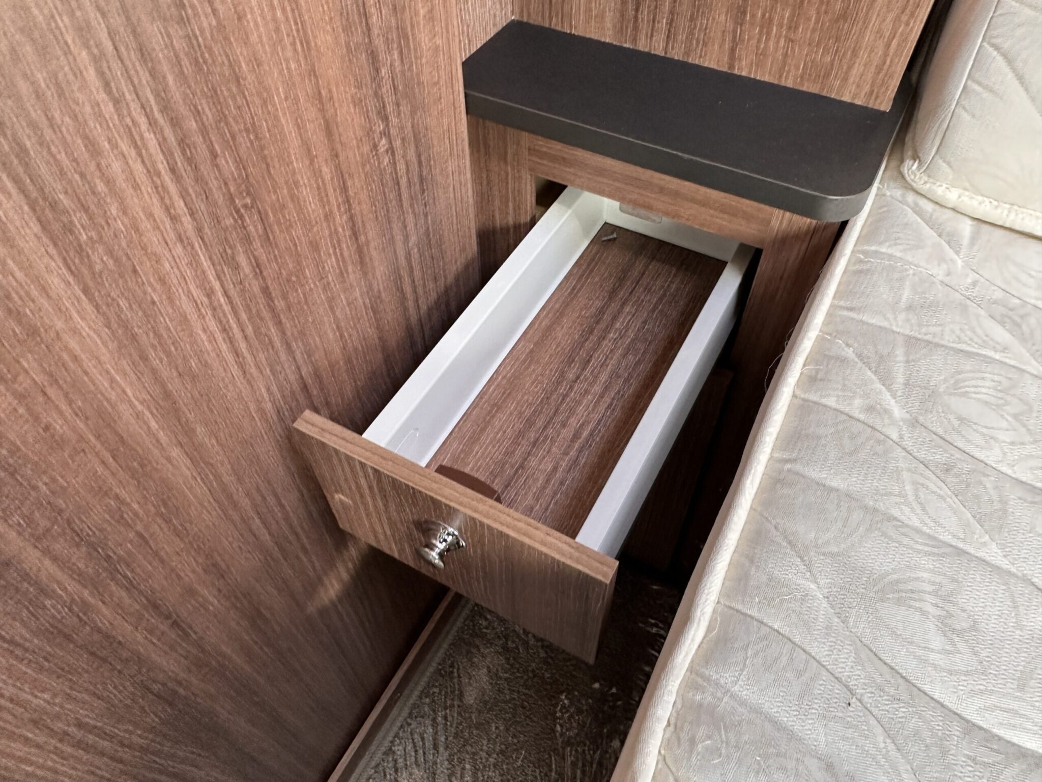 Bailey Unicorn Black Edition Vigo-2021 Caravan - Image 94