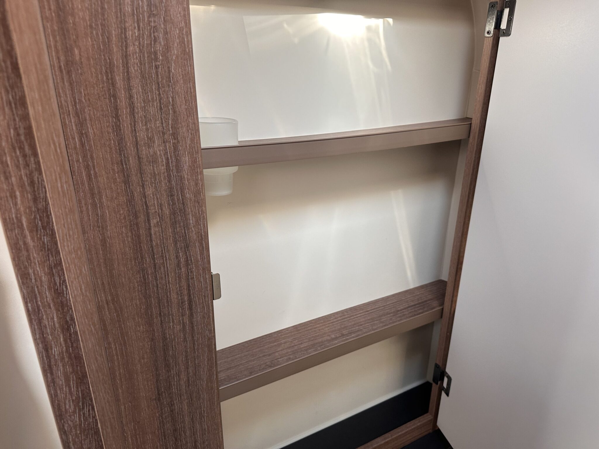 Bailey Unicorn Black Edition Vigo-2021 Caravan - Image 101