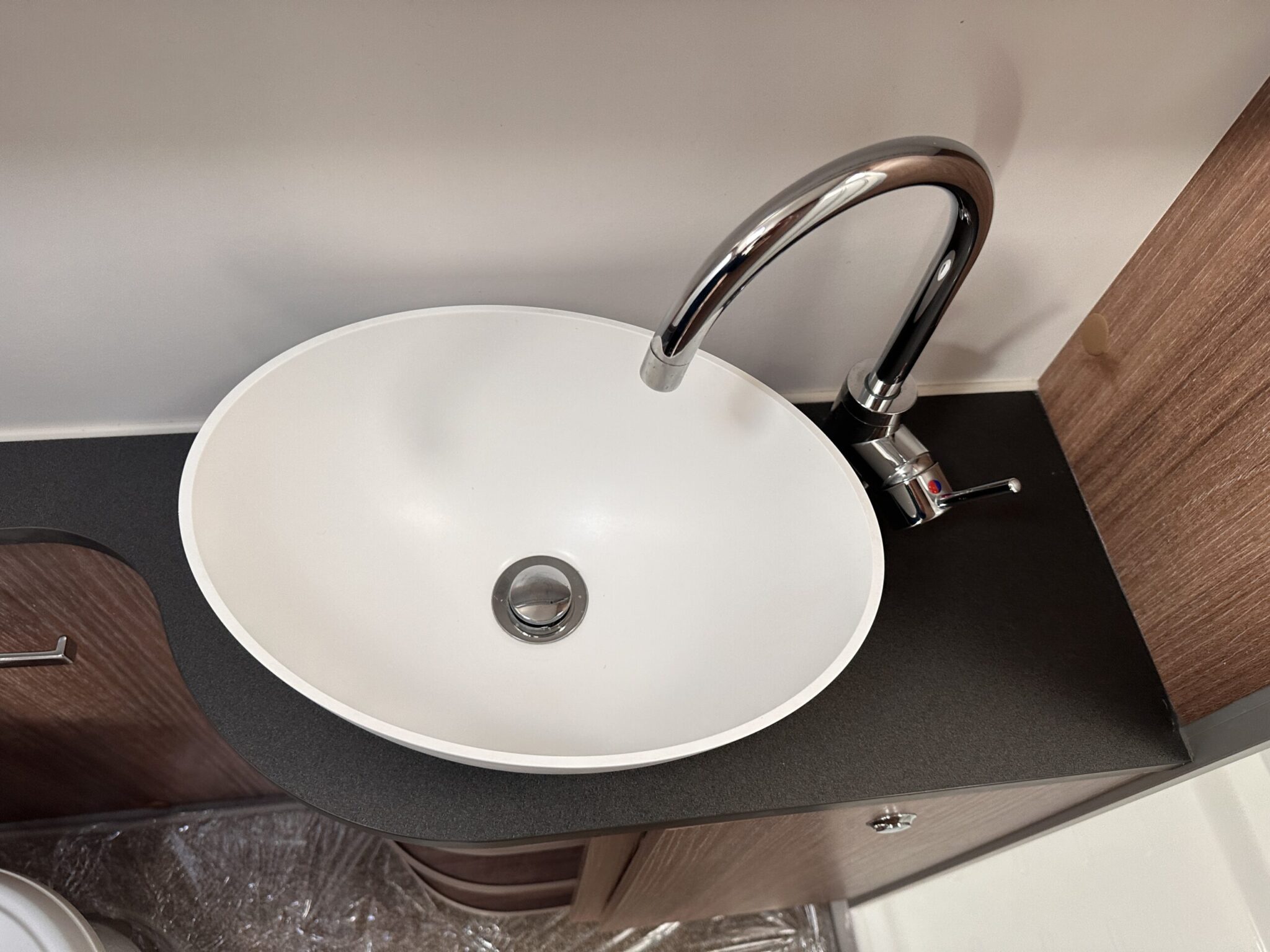 Bailey Unicorn Black Edition Vigo-2021 Caravan - Image 104