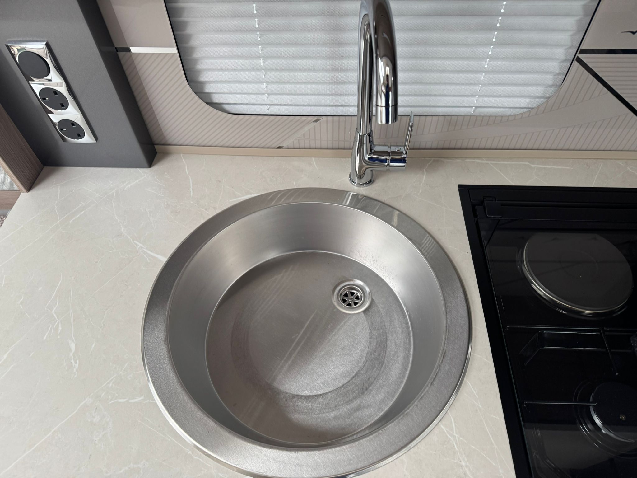 Swift Challenger SE 480- 2023 Caravan - Image 69