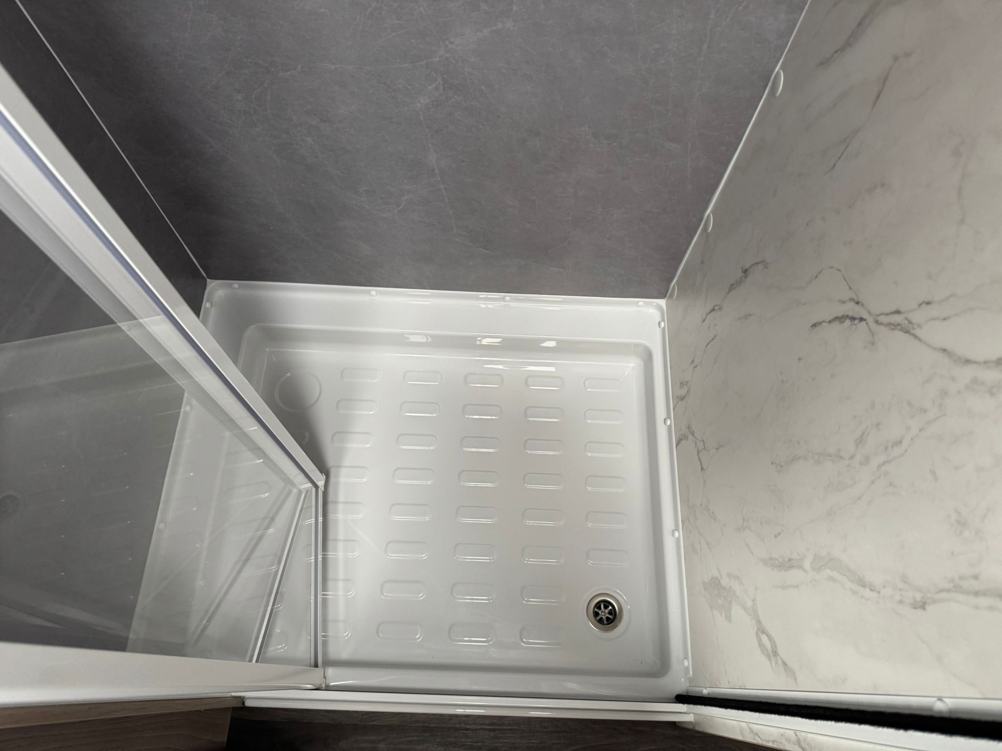 Swift Challenger SE 480- 2023 Caravan - Image 93