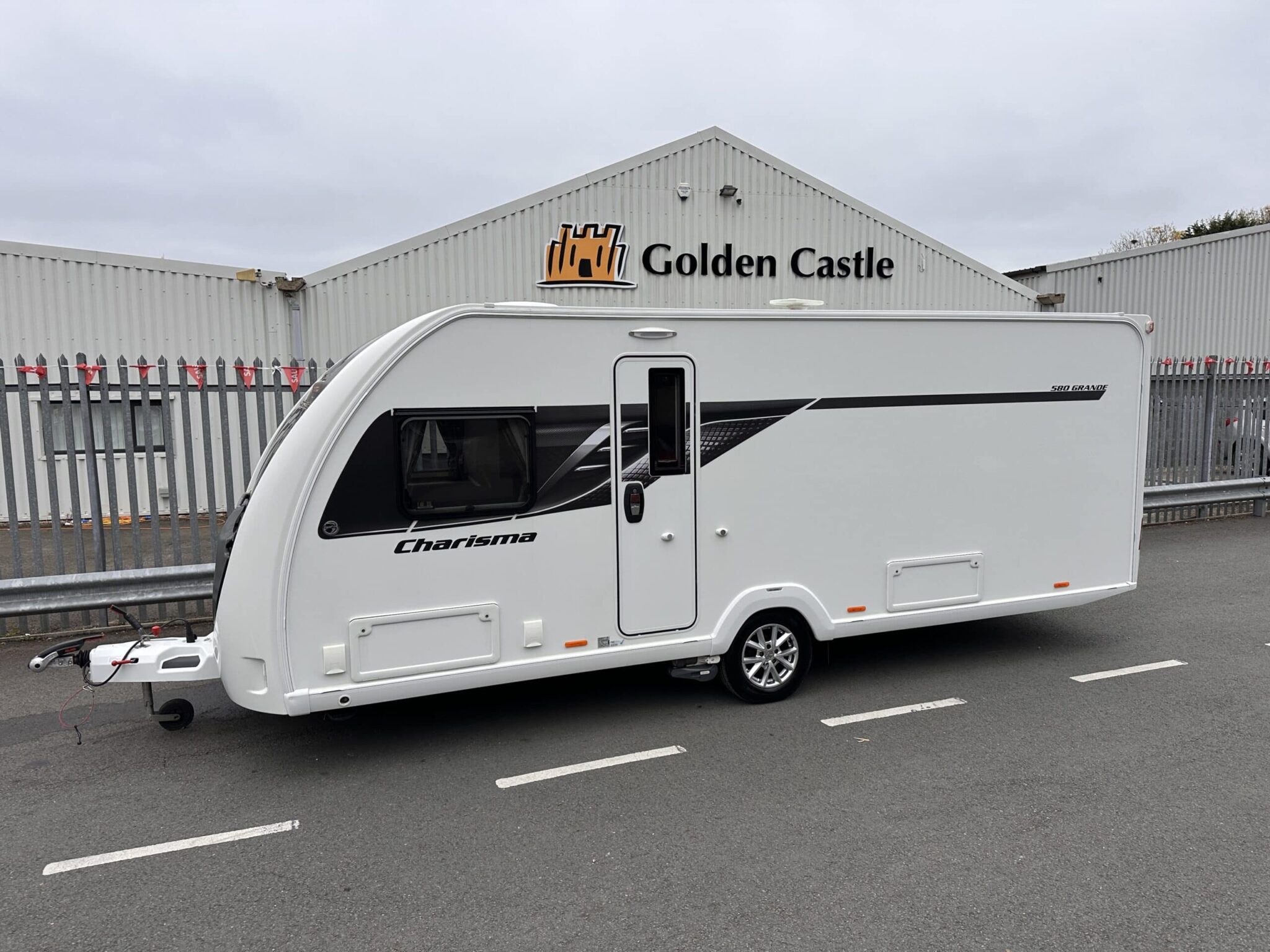 Swift Charisma 580 Grande- 2023 Caravan - Image 3