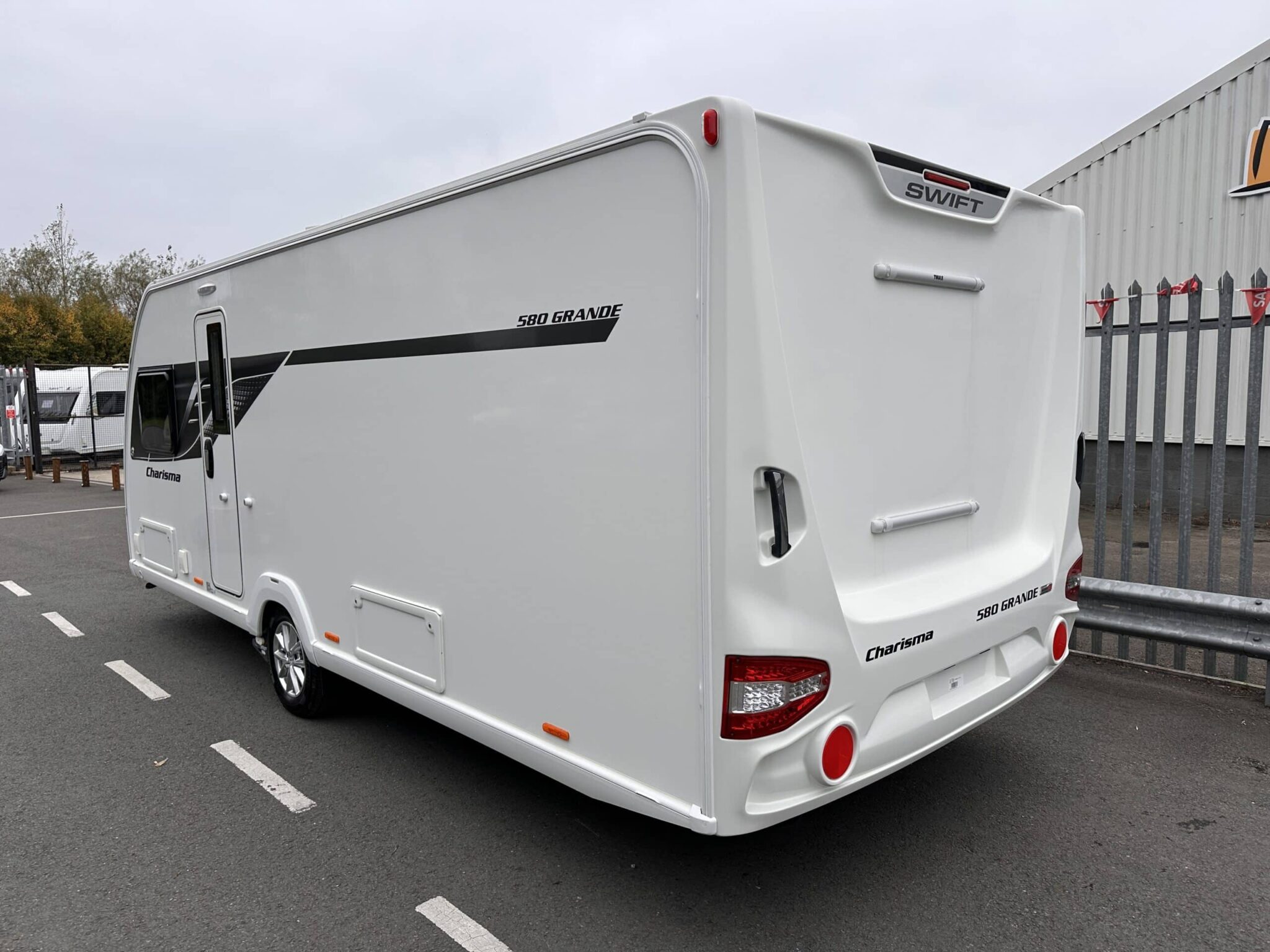 Swift Charisma 580 Grande- 2023 Caravan - Image 4