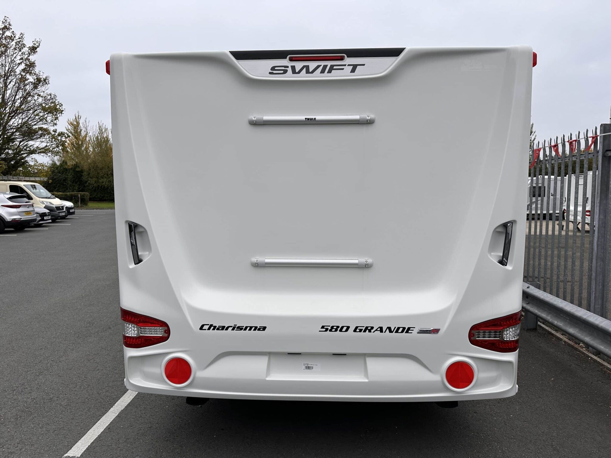 Swift Charisma 580 Grande- 2023 Caravan - Image 5