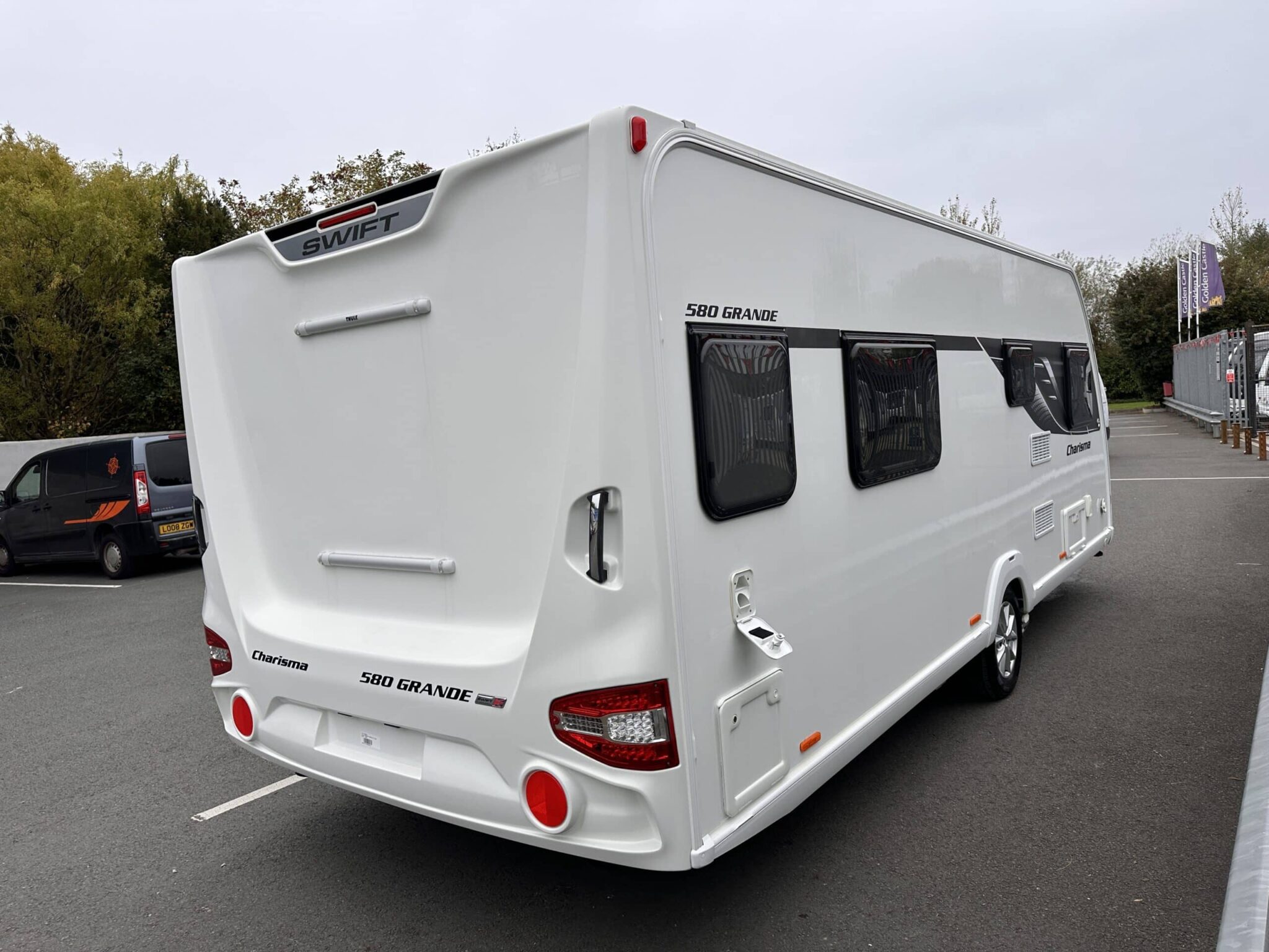 Swift Charisma 580 Grande- 2023 Caravan - Image 6