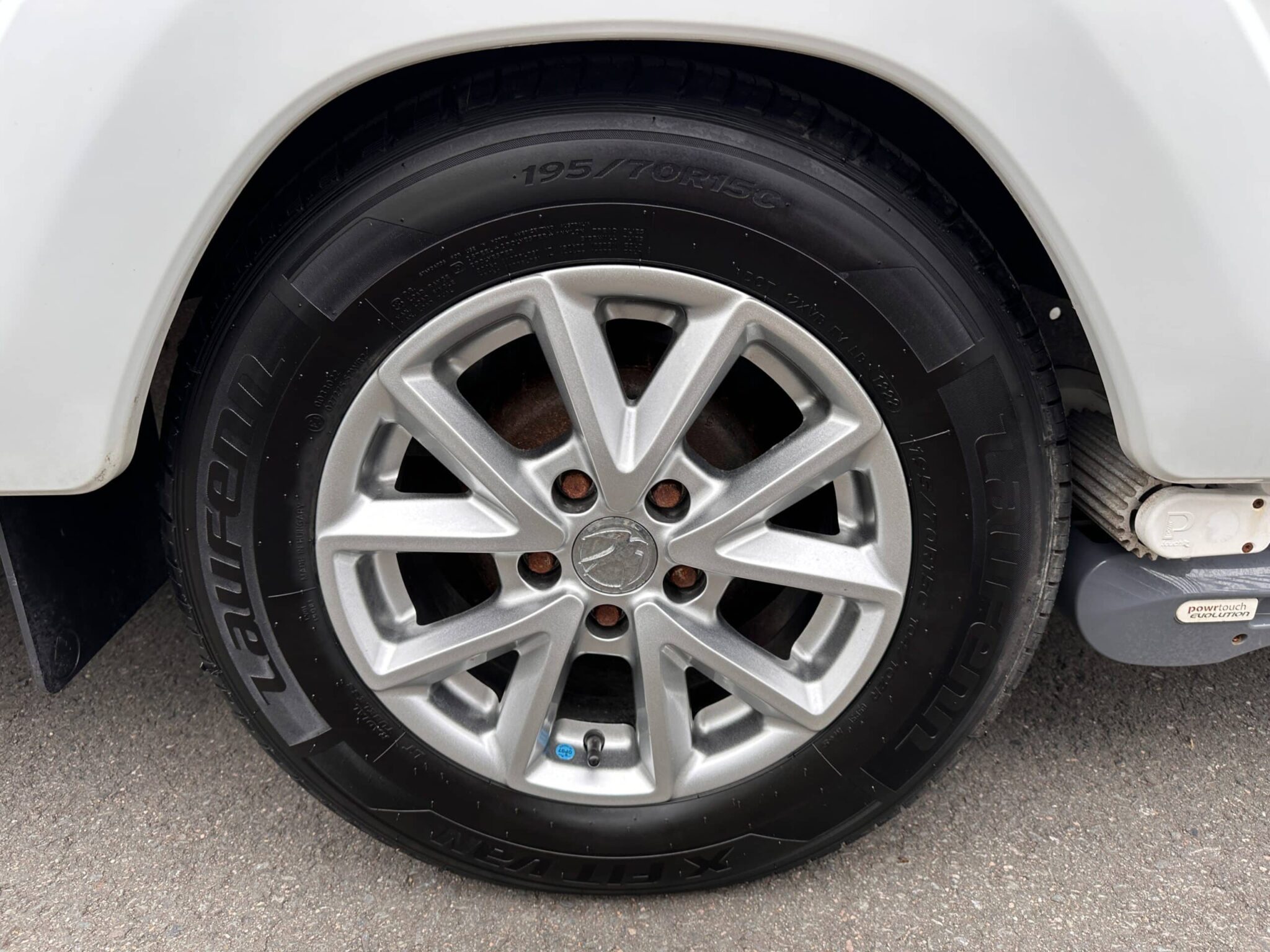 Swift Charisma 580 Grande- 2023 Caravan - Image 22