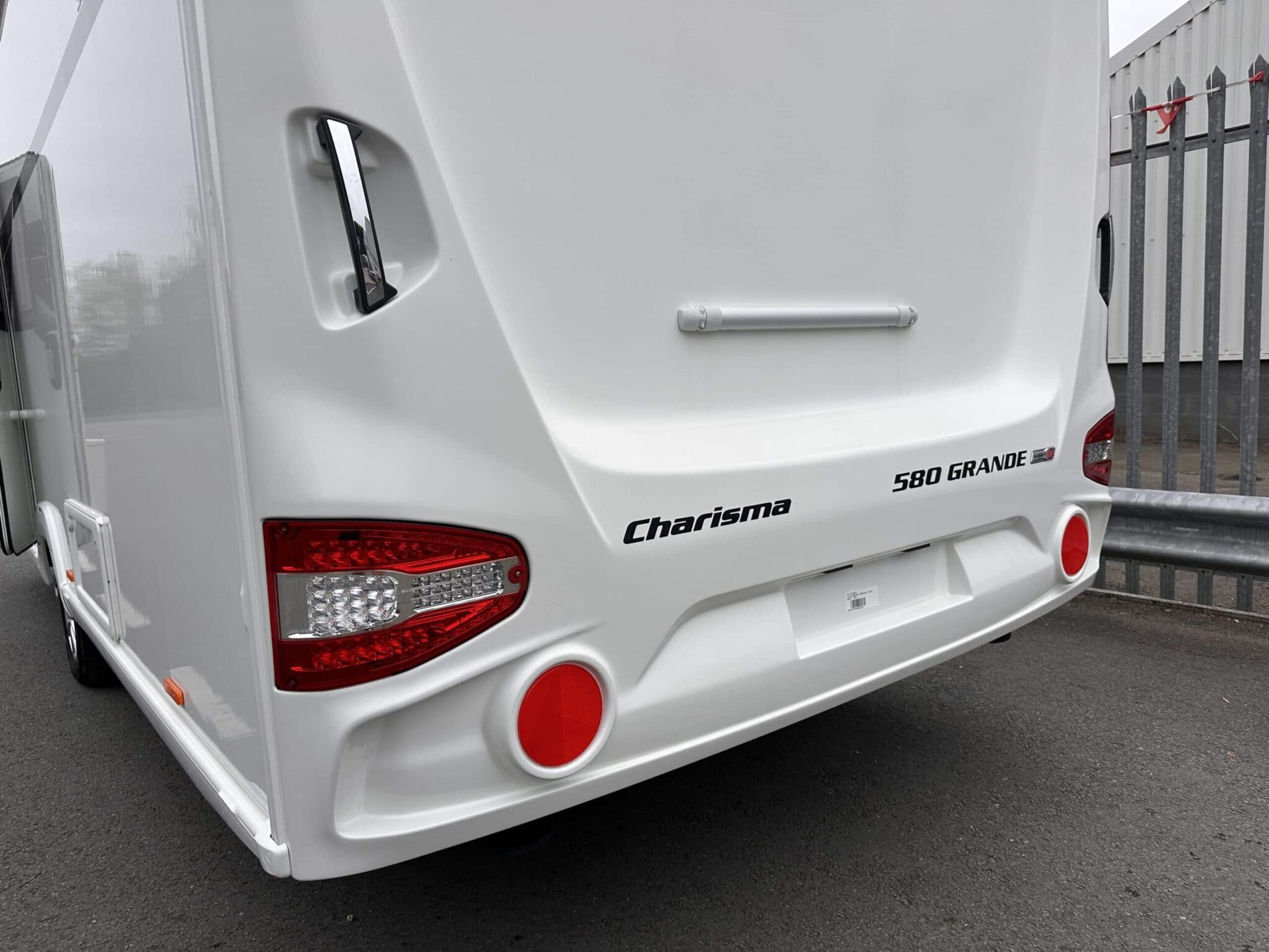 Swift Charisma 580 Grande- 2023 Caravan - Image 26