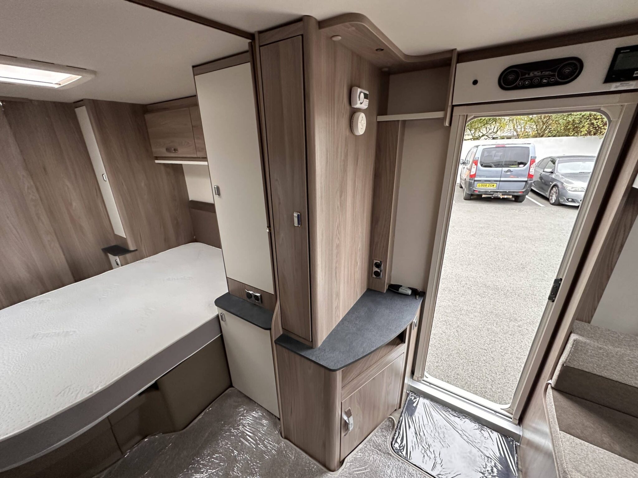 Swift Charisma 580 Grande- 2023 Caravan - Image 30