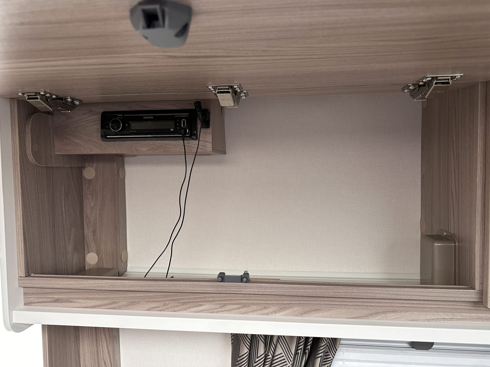 Swift Charisma 580 Grande- 2023 Caravan - Image 37