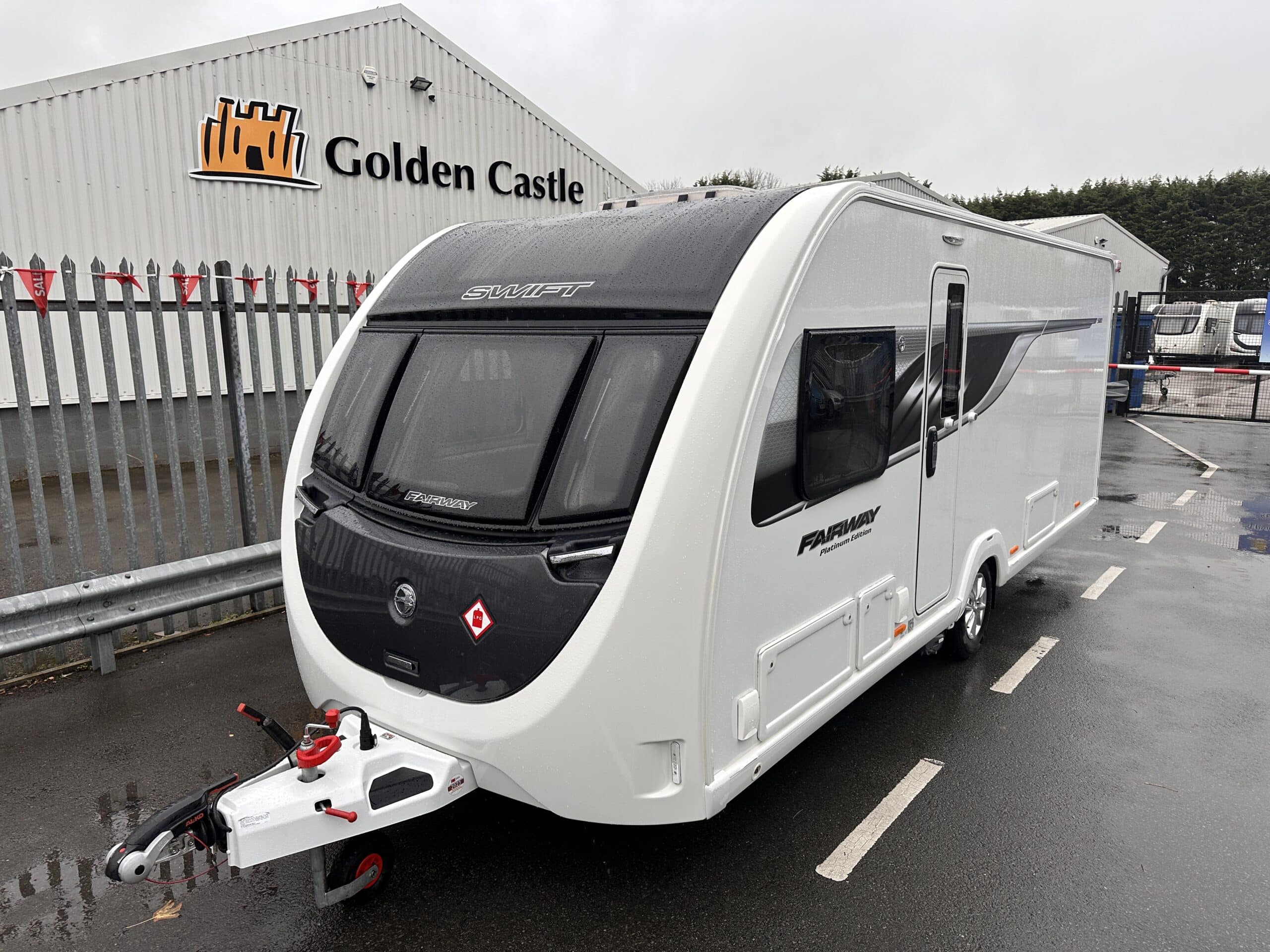 Swift Fairway Platinum 580- 2019 Caravan