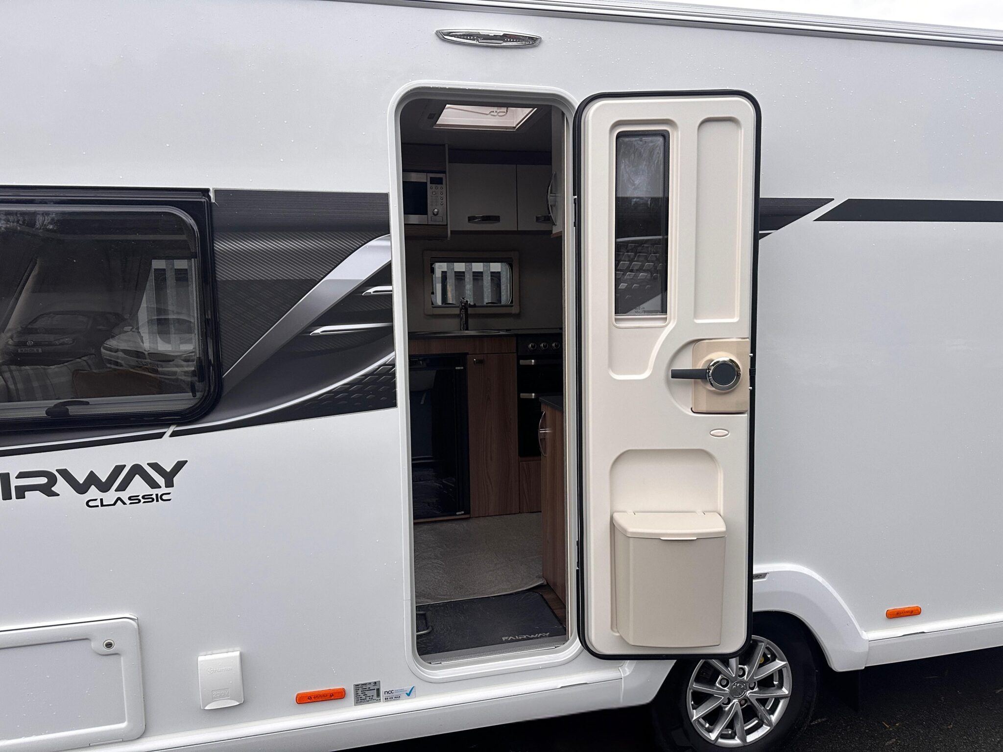 Swift Fairway 560- 2022 Caravans - Image 4