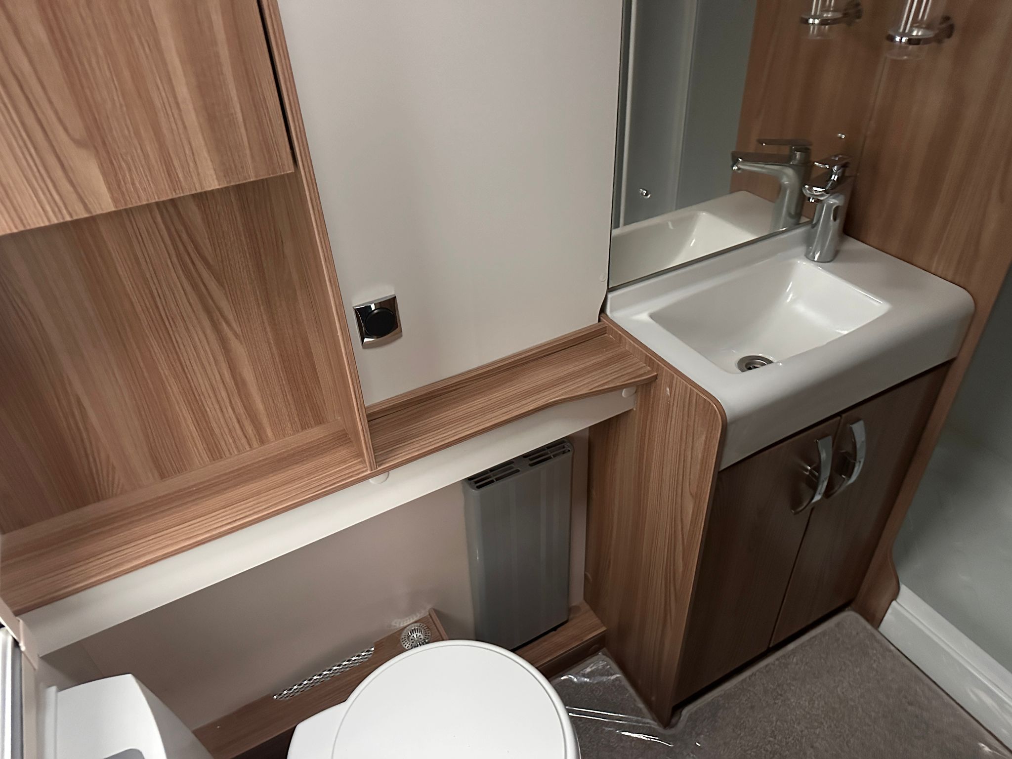 Swift Challenger 580- 2022 Caravans - Image 13