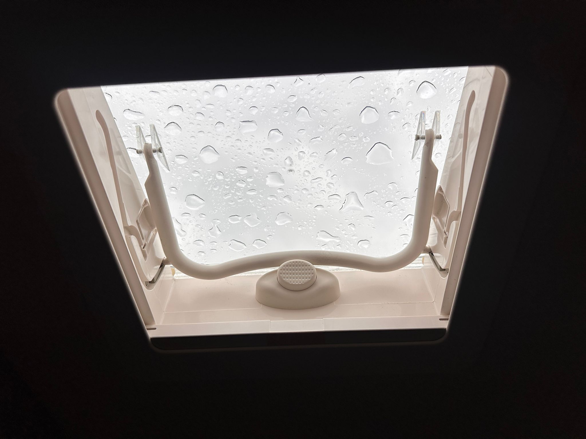 Swift Challenger 580- 2022 Caravans - Image 17