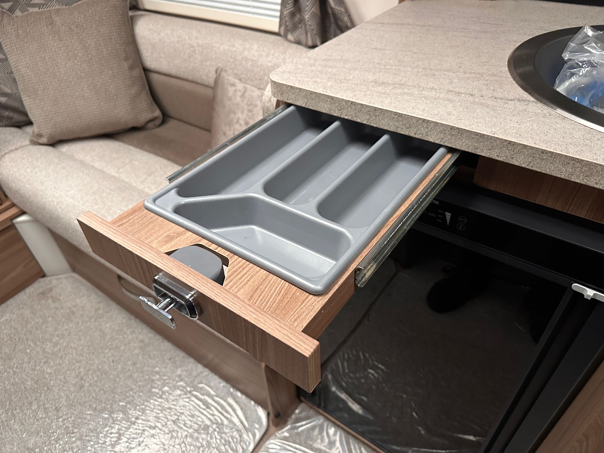 Swift Challenger 580- 2022 Caravans - Image 35