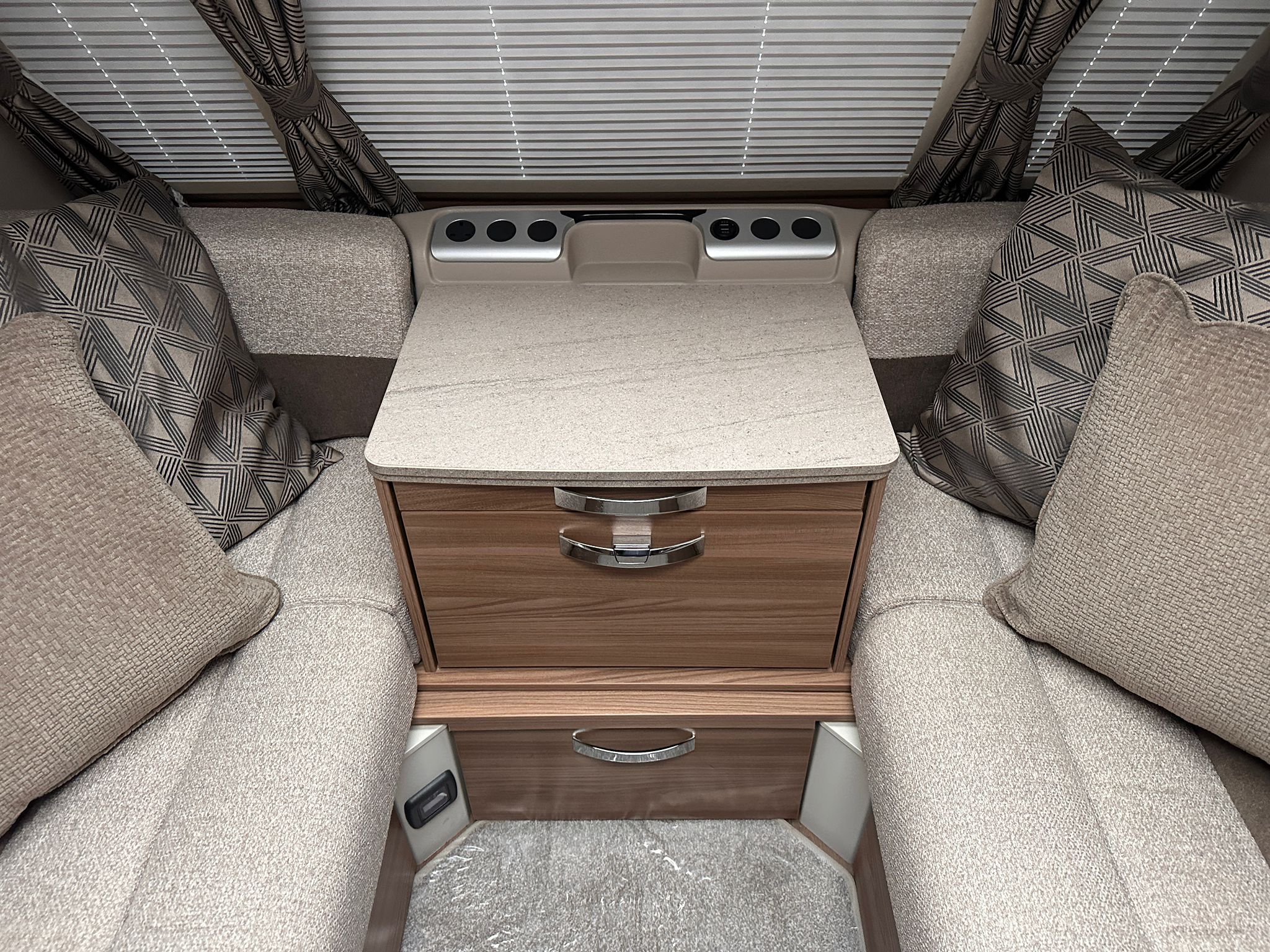 Swift Challenger 580- 2022 Caravans - Image 71