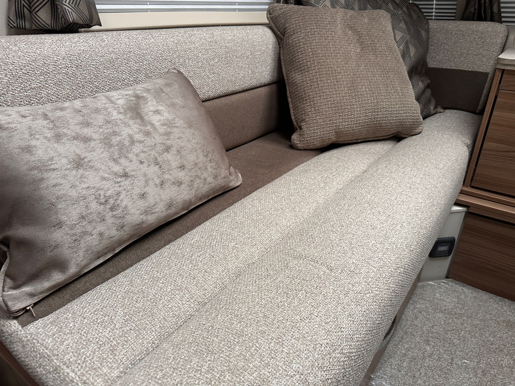 Swift Challenger 580- 2022 Caravans - Image 75