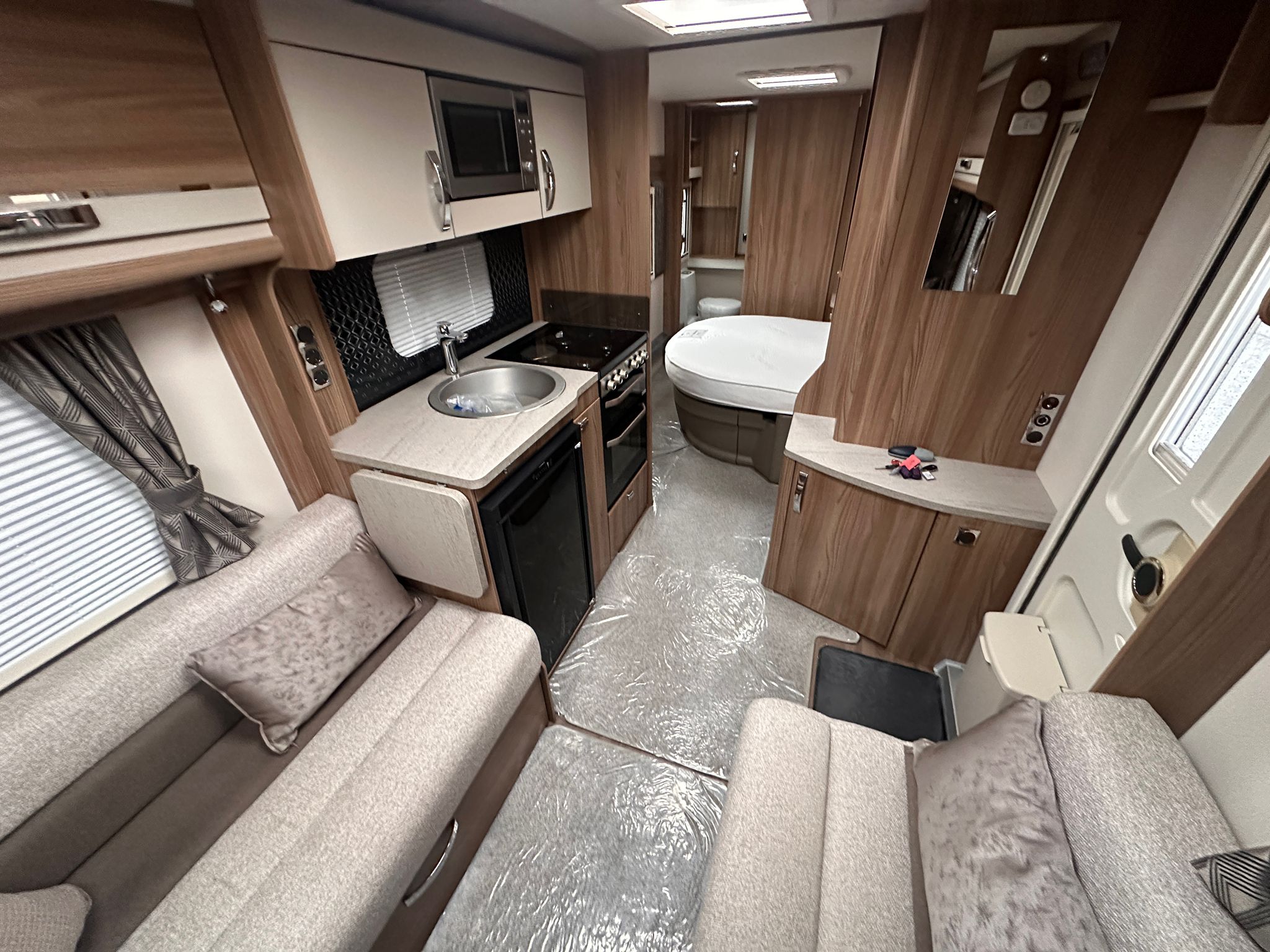 Swift Challenger 580- 2022 Caravans - Image 79