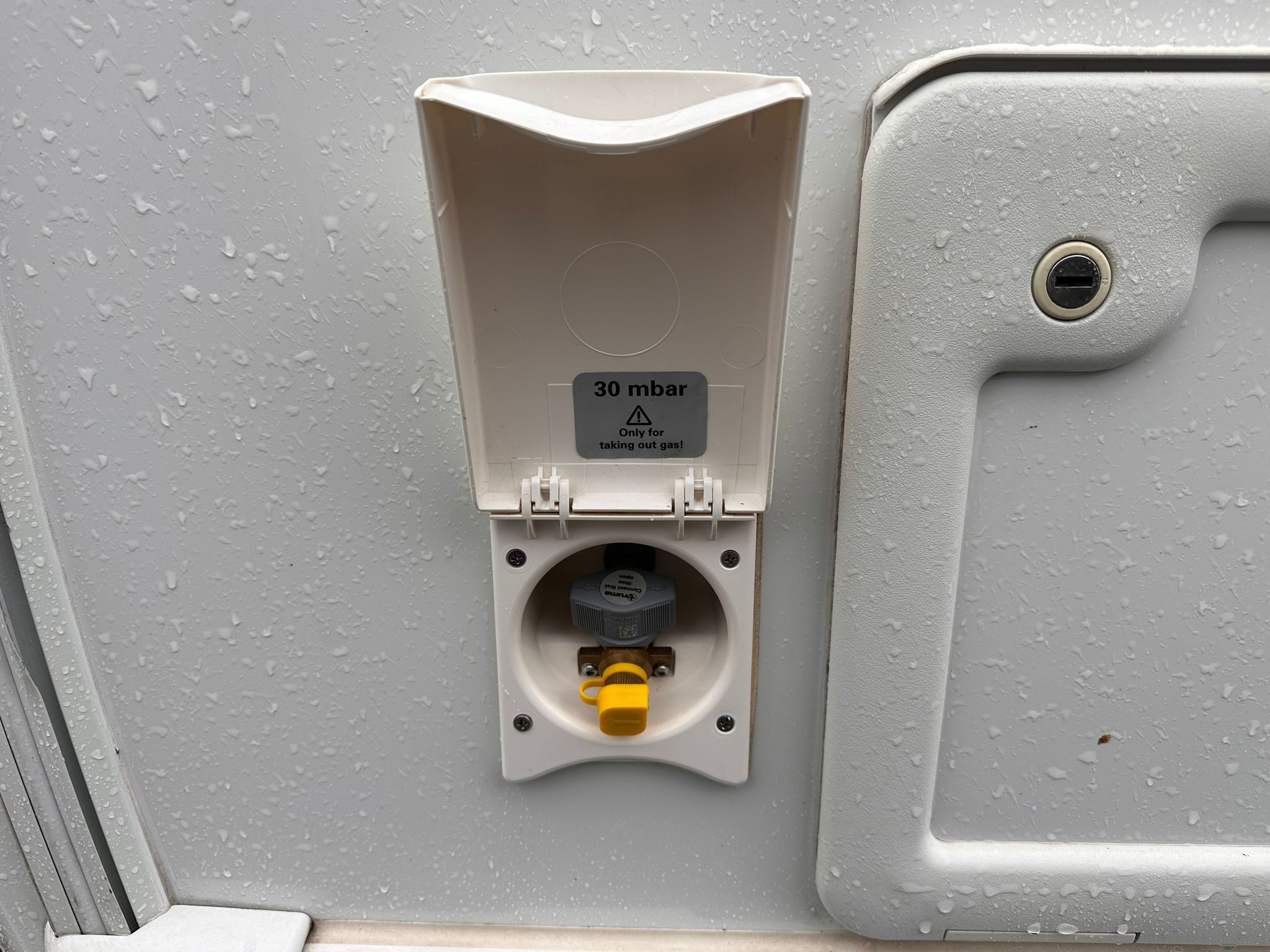 Swift Challenger 580- 2022 Caravans - Image 98