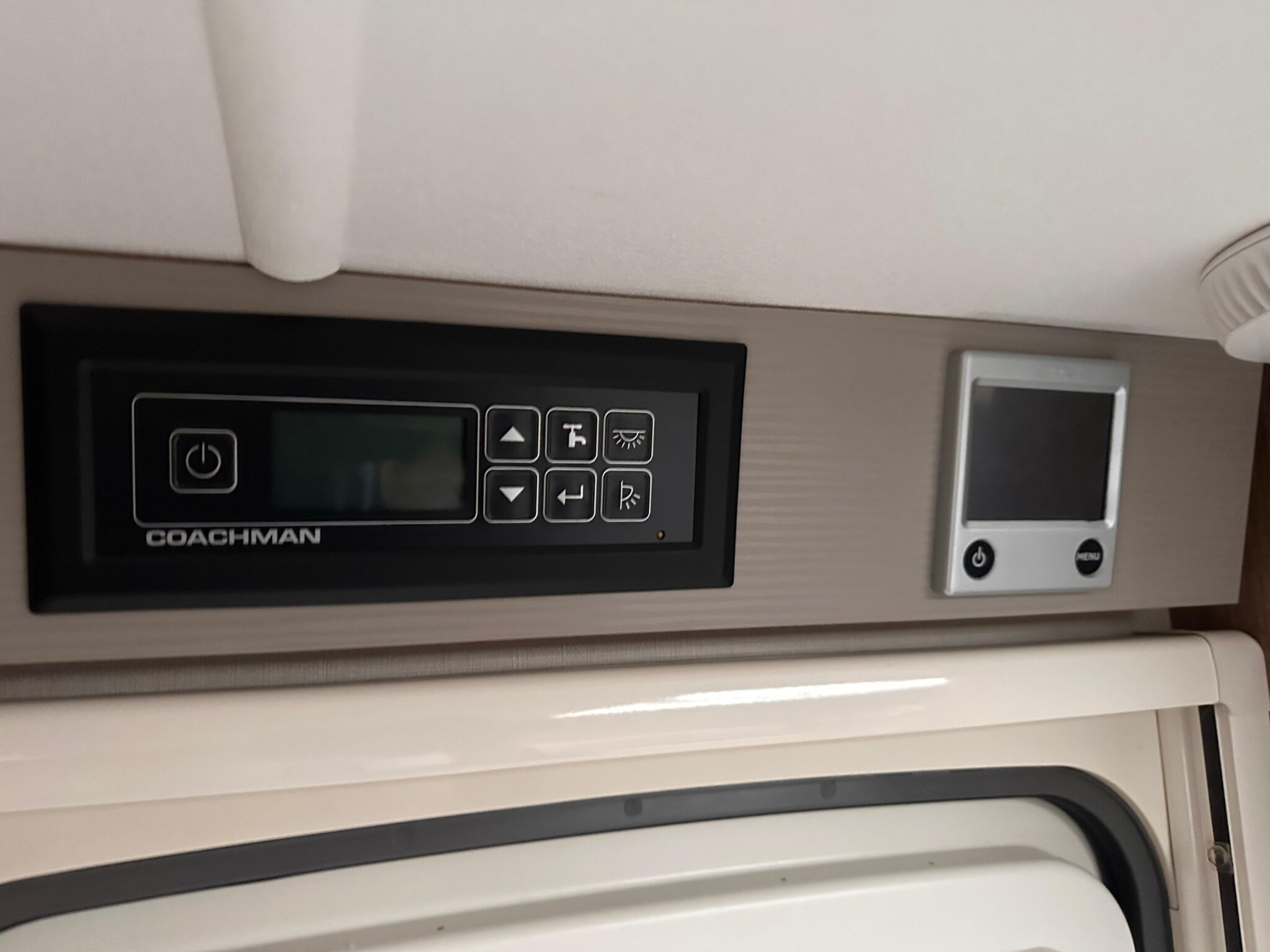 Coachman VIP 575- 2018 Caravan - Image 72