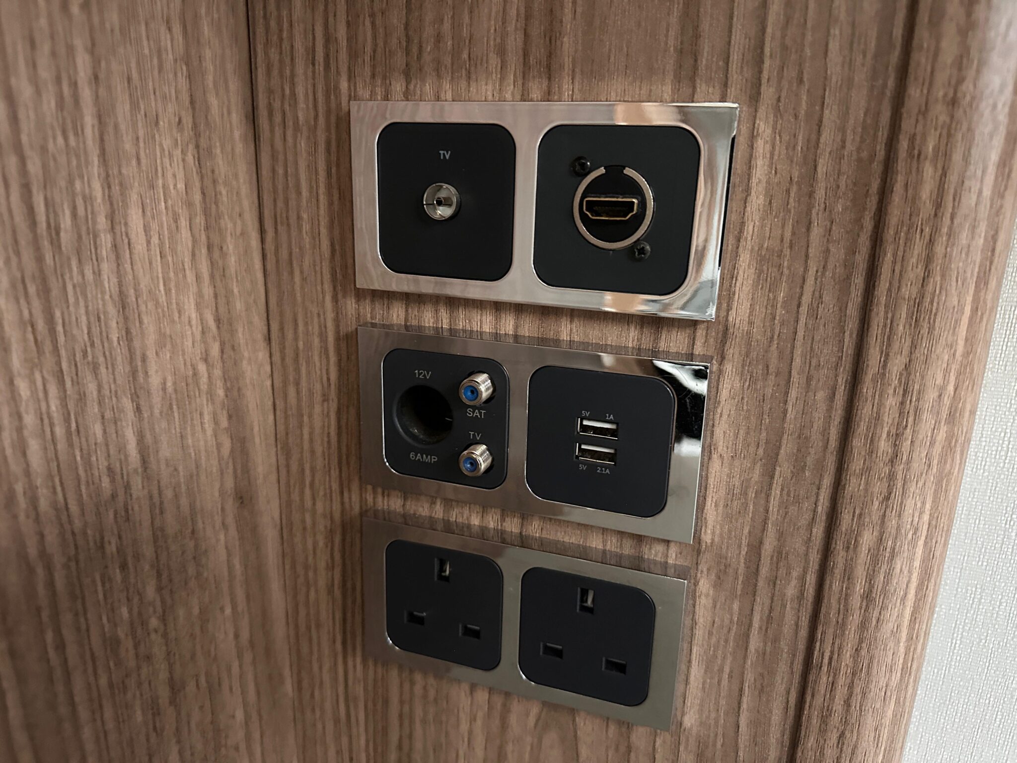 Coachman VIP 575- 2018 Caravan - Image 74