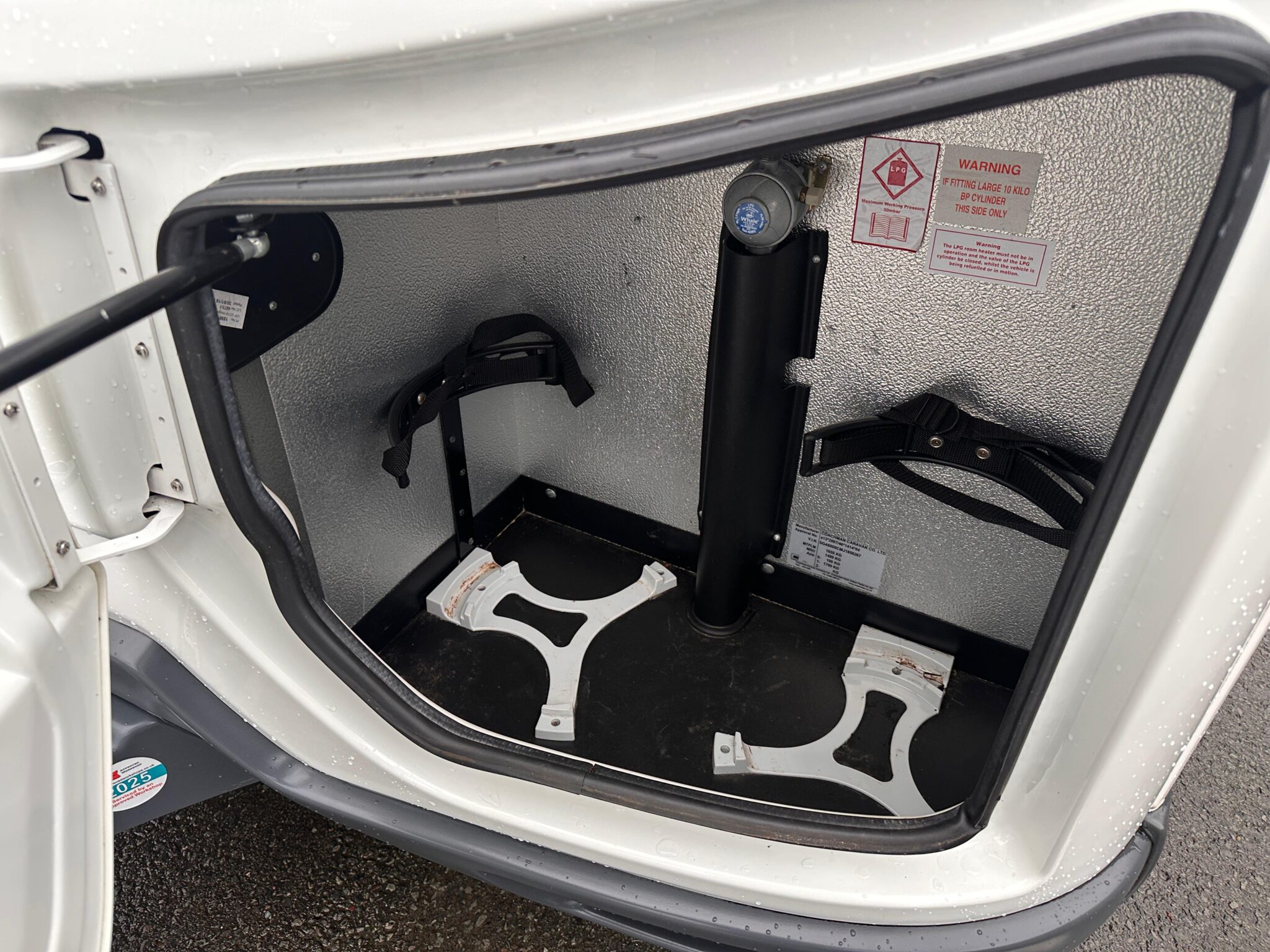 Coachman VIP 575- 2018 Caravan - Image 9