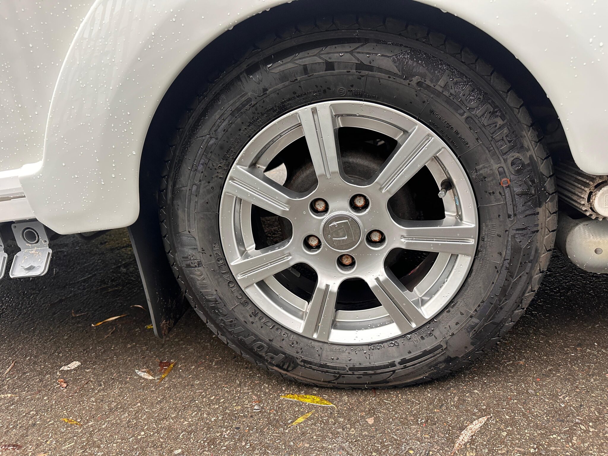 Coachman VIP 575- 2018 Caravan - Image 17