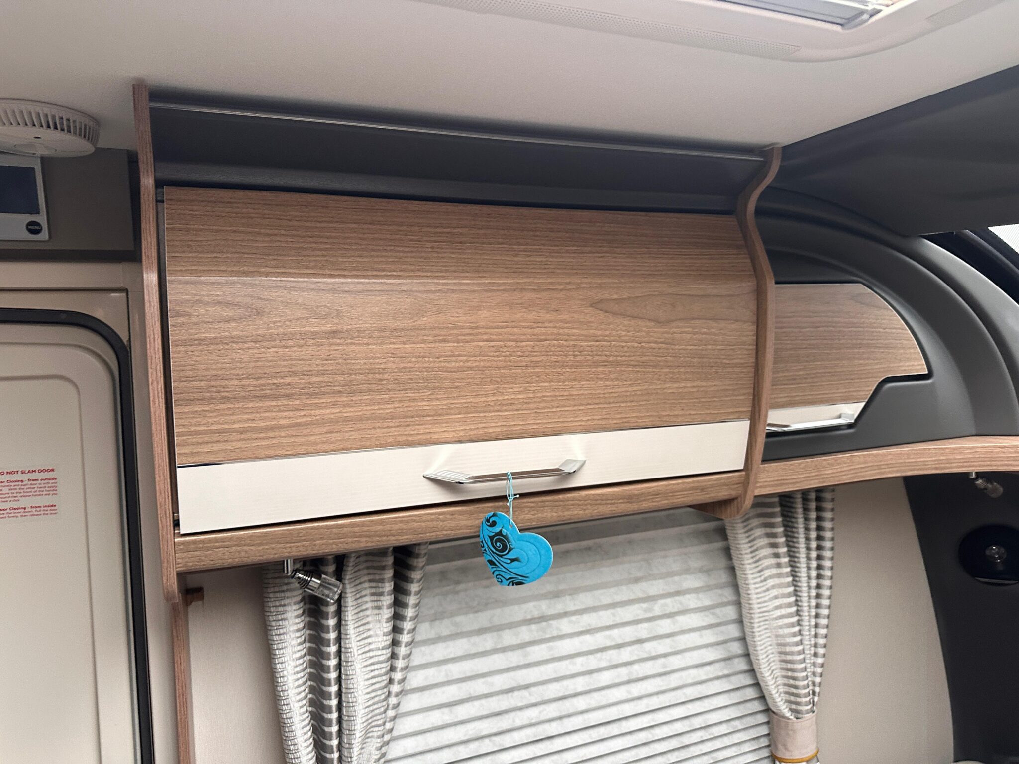 Coachman VIP 575- 2018 Caravan - Image 20