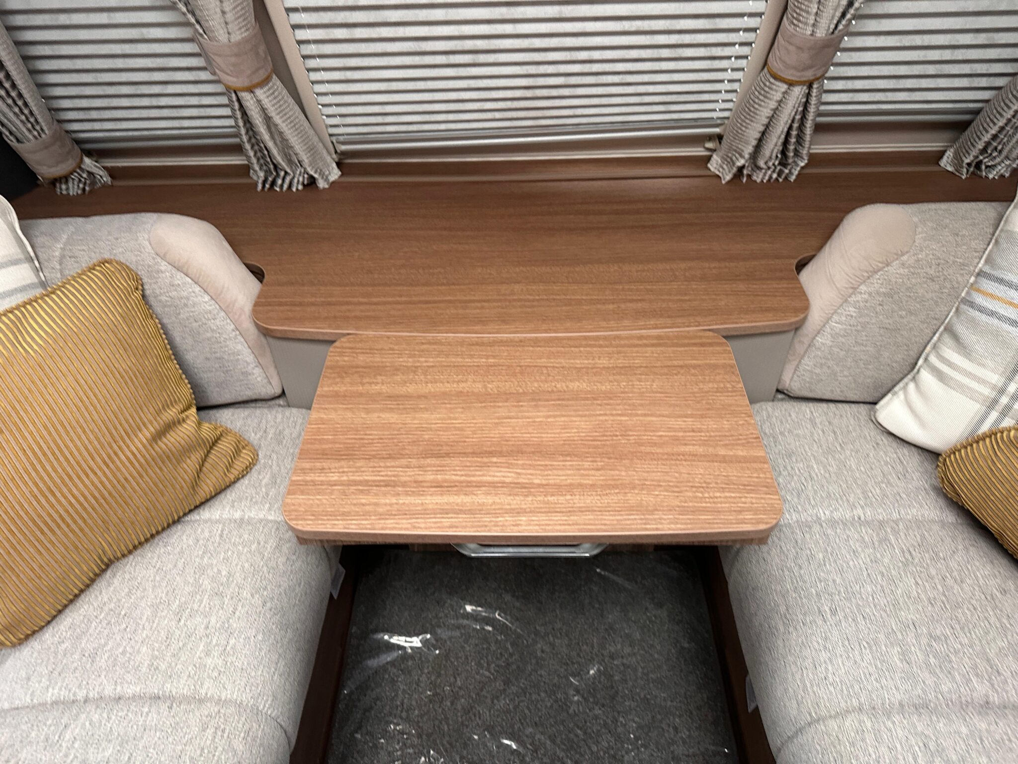 Coachman VIP 575- 2018 Caravan - Image 30