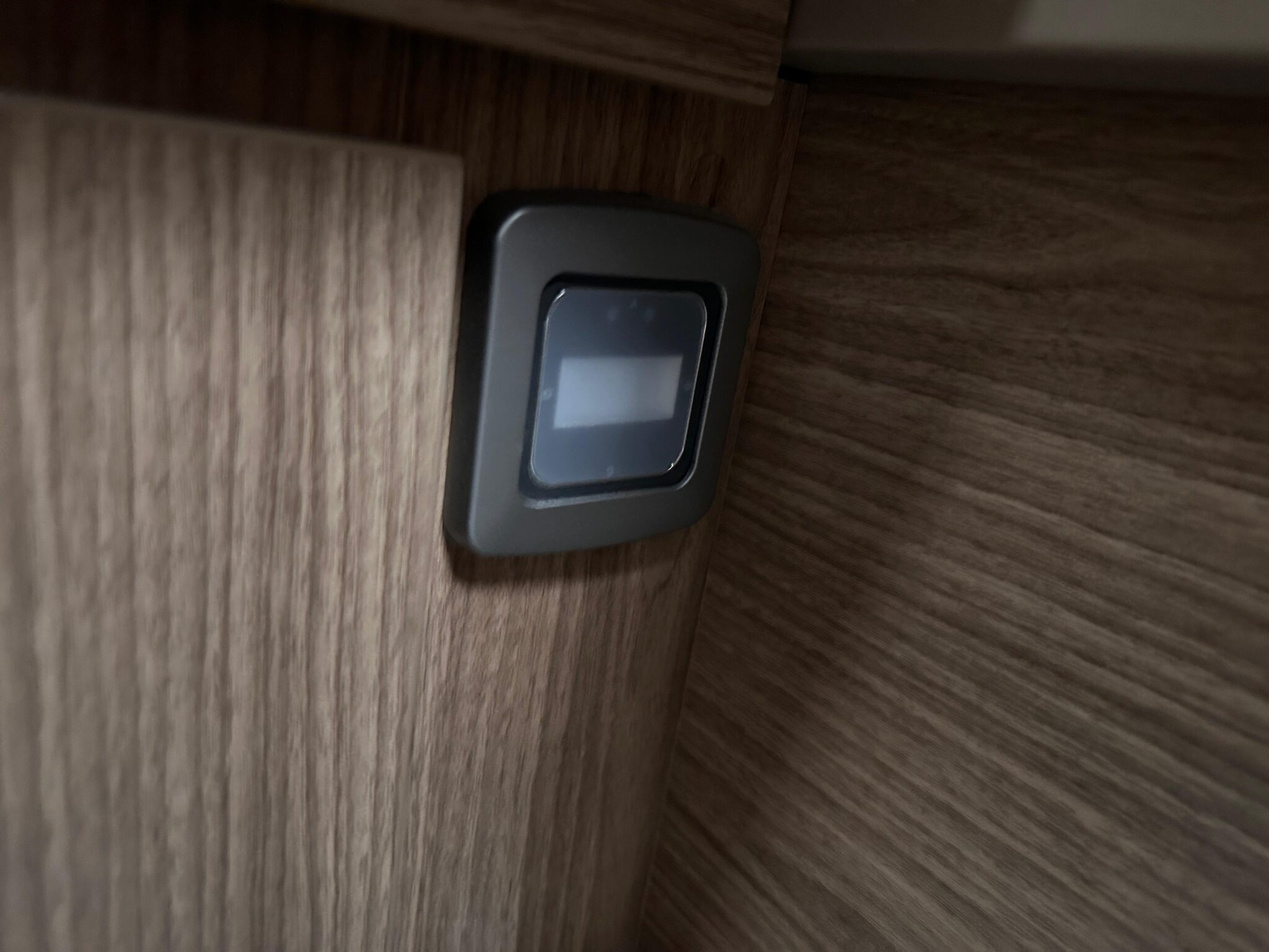 Coachman VIP 575- 2018 Caravan - Image 32