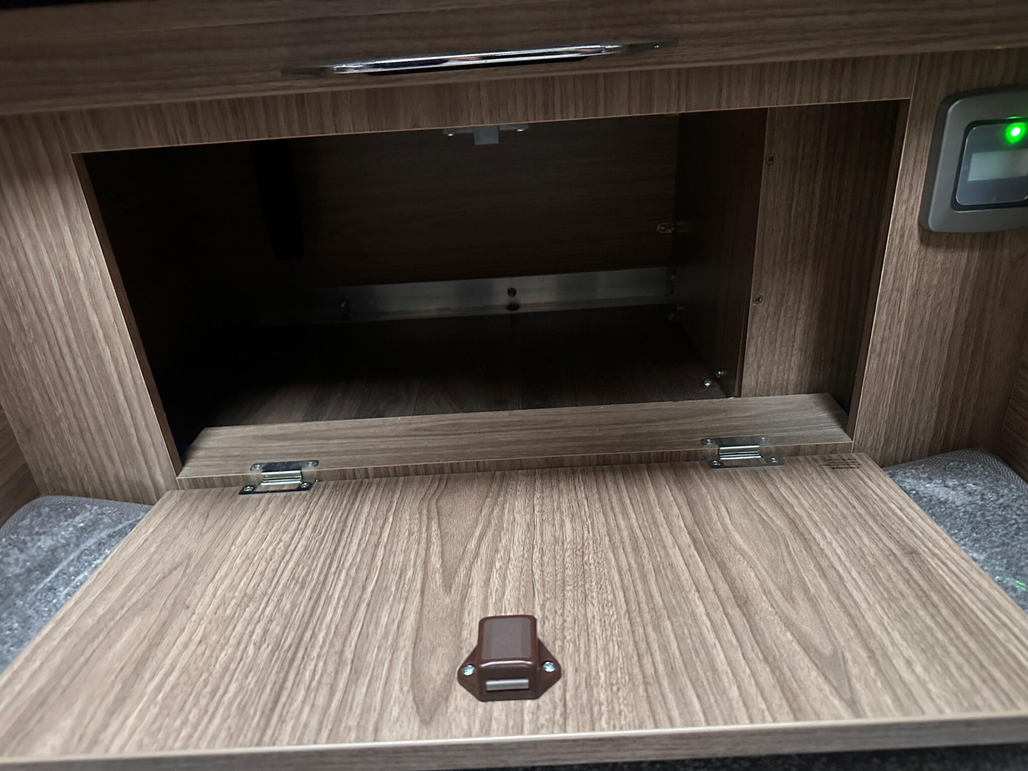 Coachman VIP 575- 2018 Caravan - Image 33