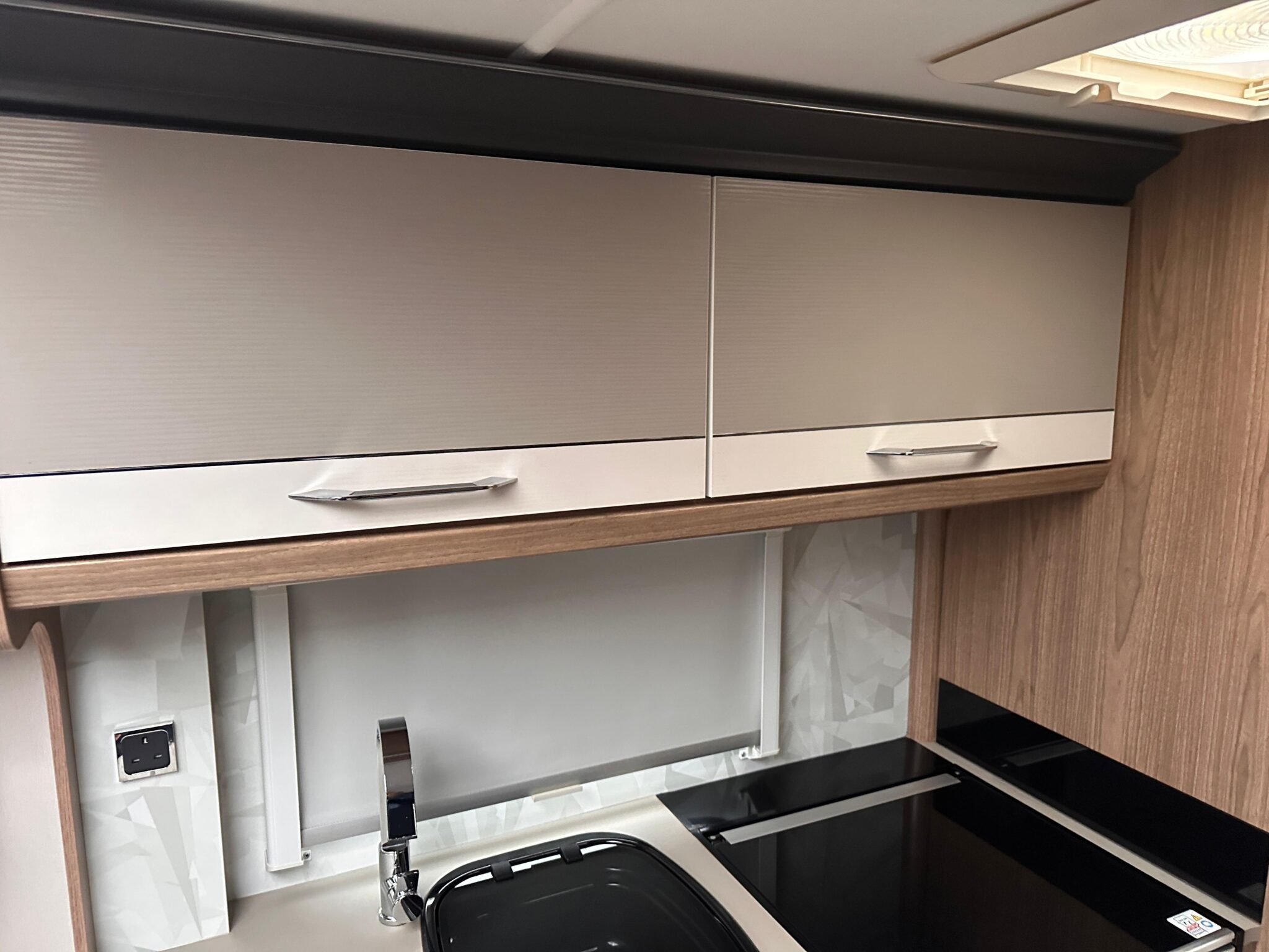 Coachman VIP 575- 2018 Caravan - Image 38
