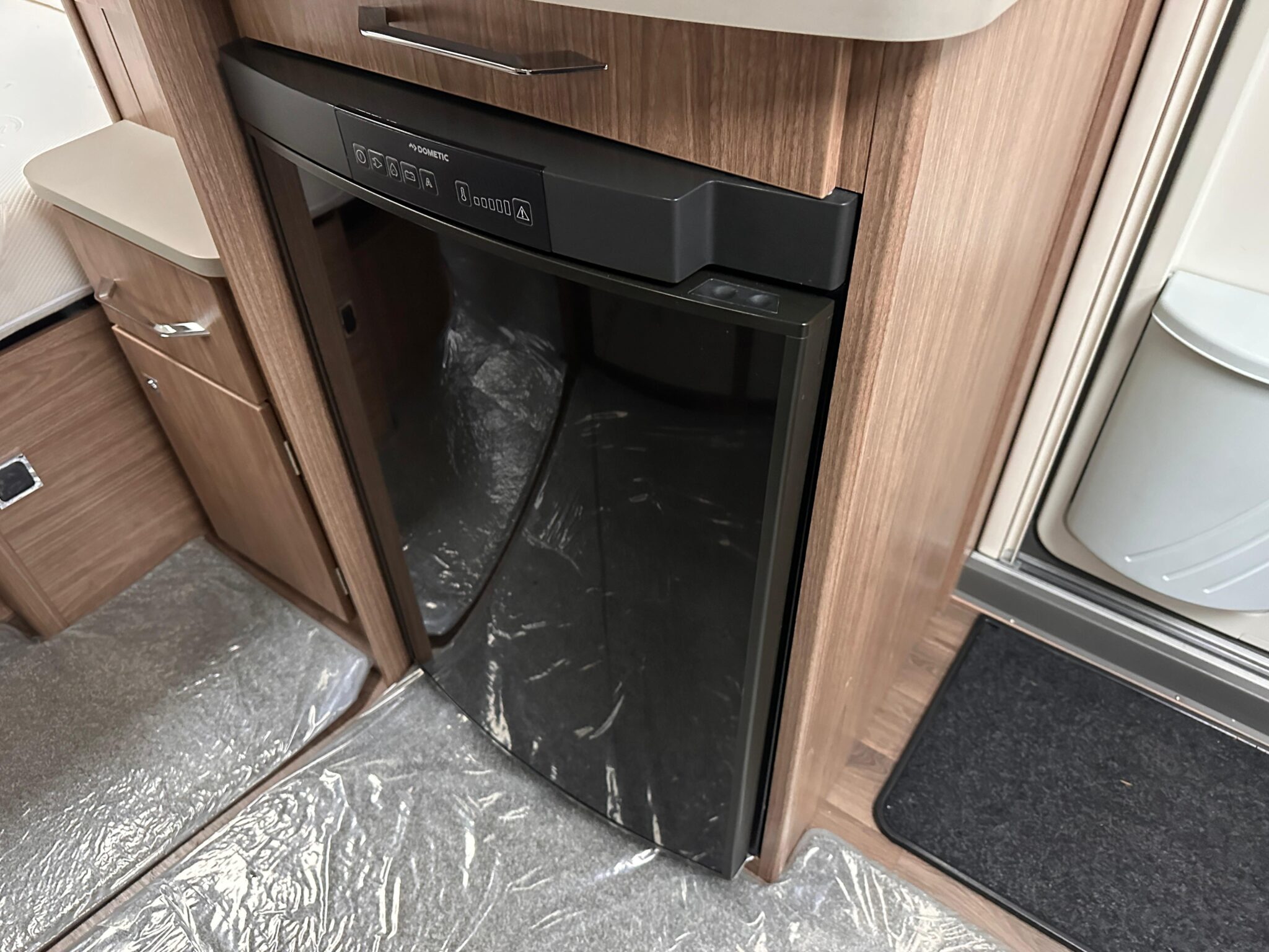 Coachman VIP 575- 2018 Caravan - Image 40