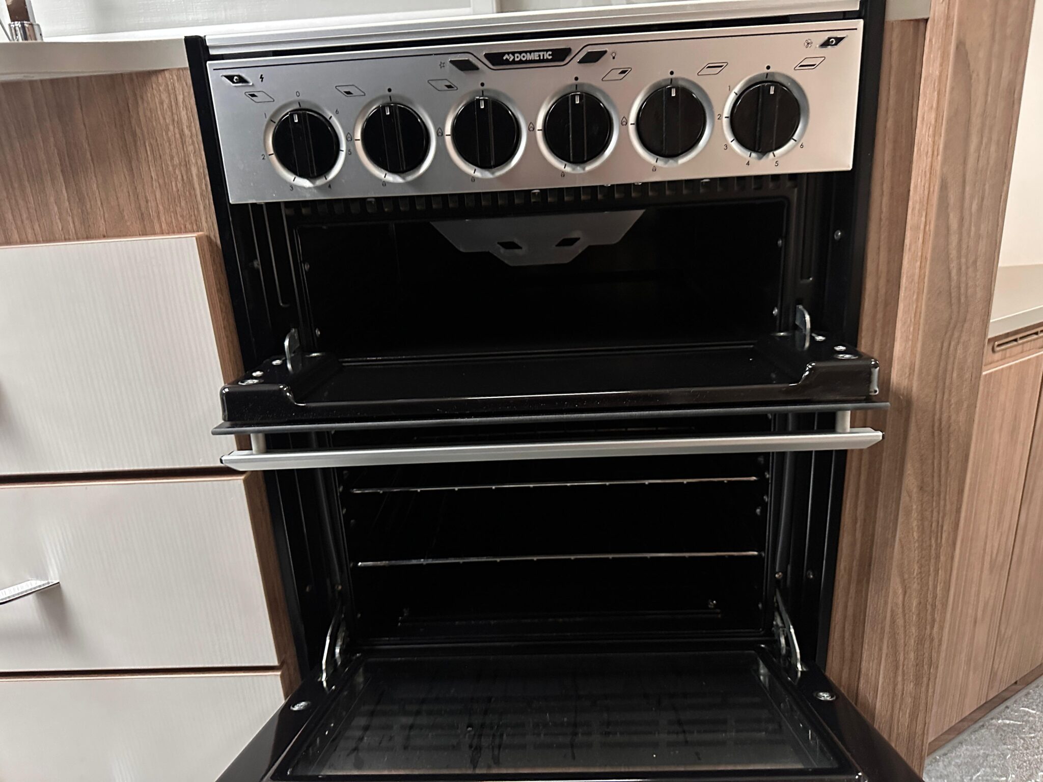 Coachman VIP 575- 2018 Caravan - Image 42