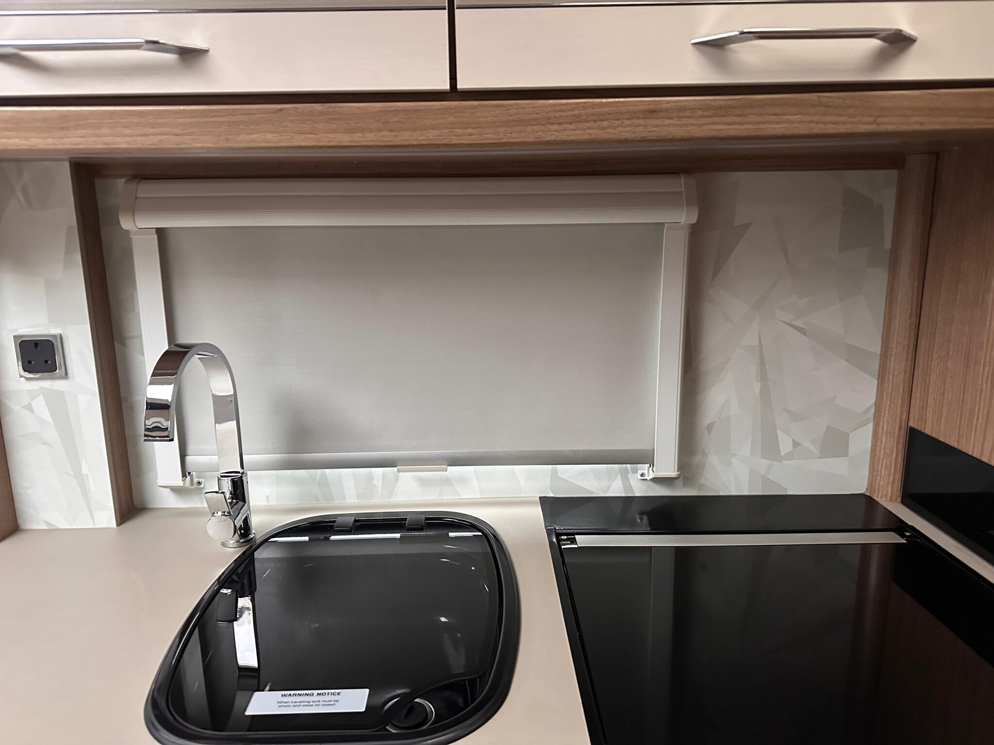 Coachman VIP 575- 2018 Caravan - Image 43