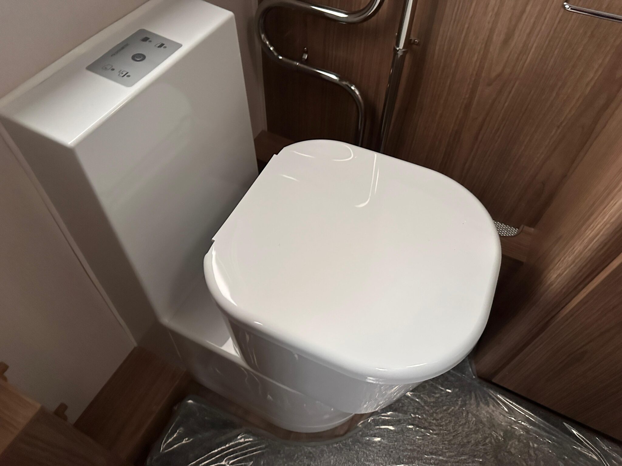 Coachman VIP 575- 2018 Caravan - Image 49