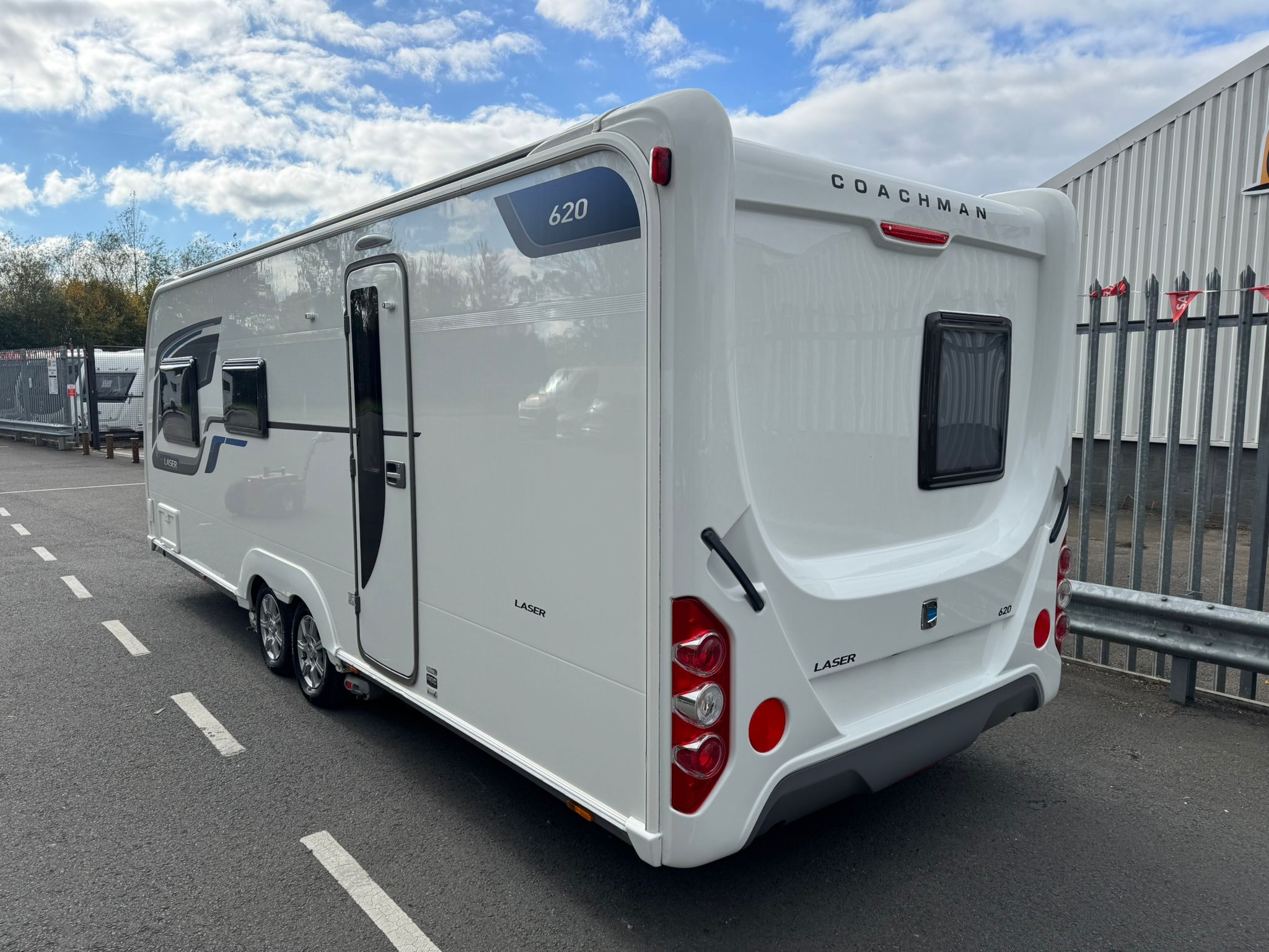Coachman Laser 620- 2016 Caravan - Image 7