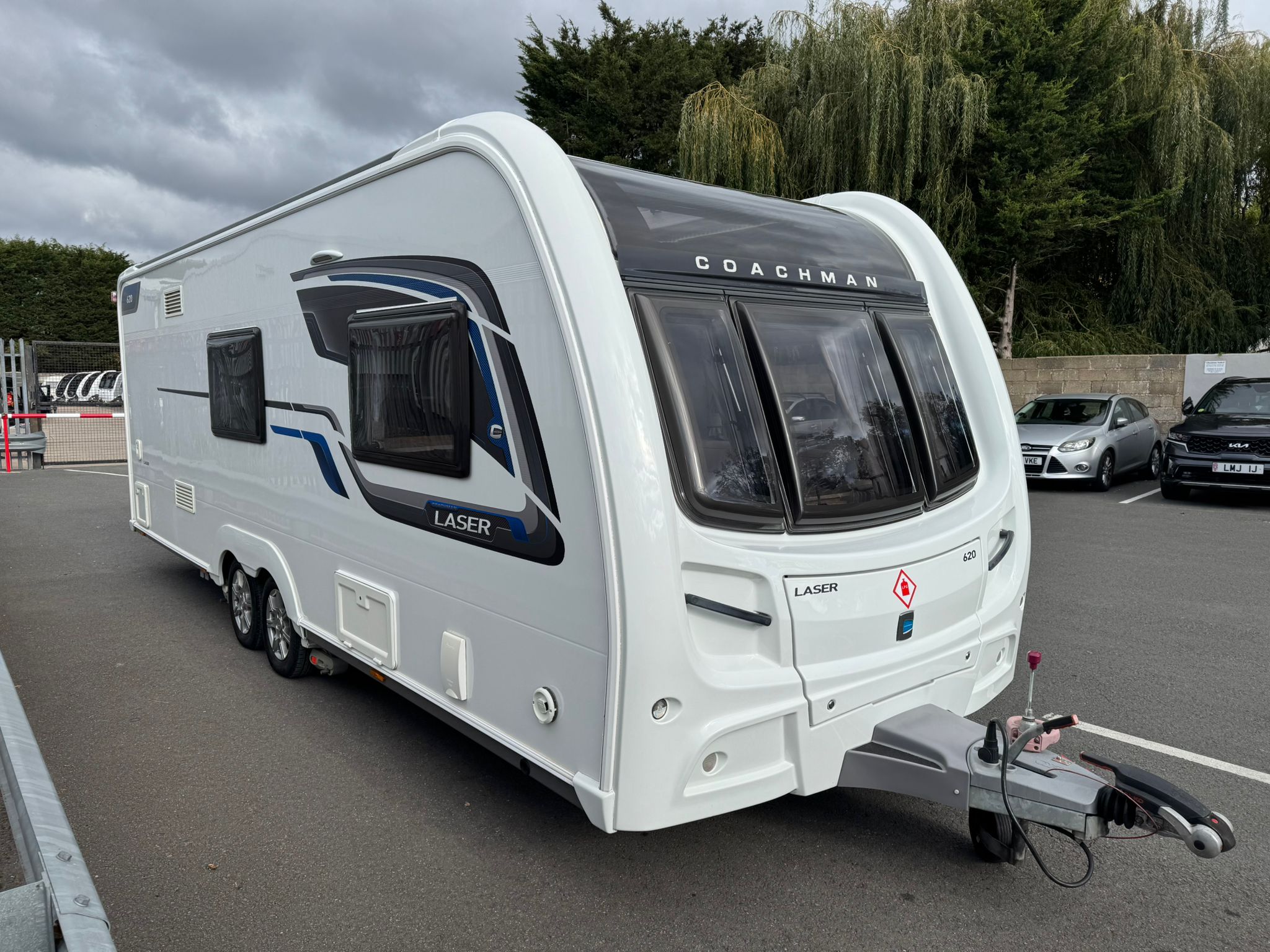 Coachman Laser 620- 2016 Caravan - Image 4