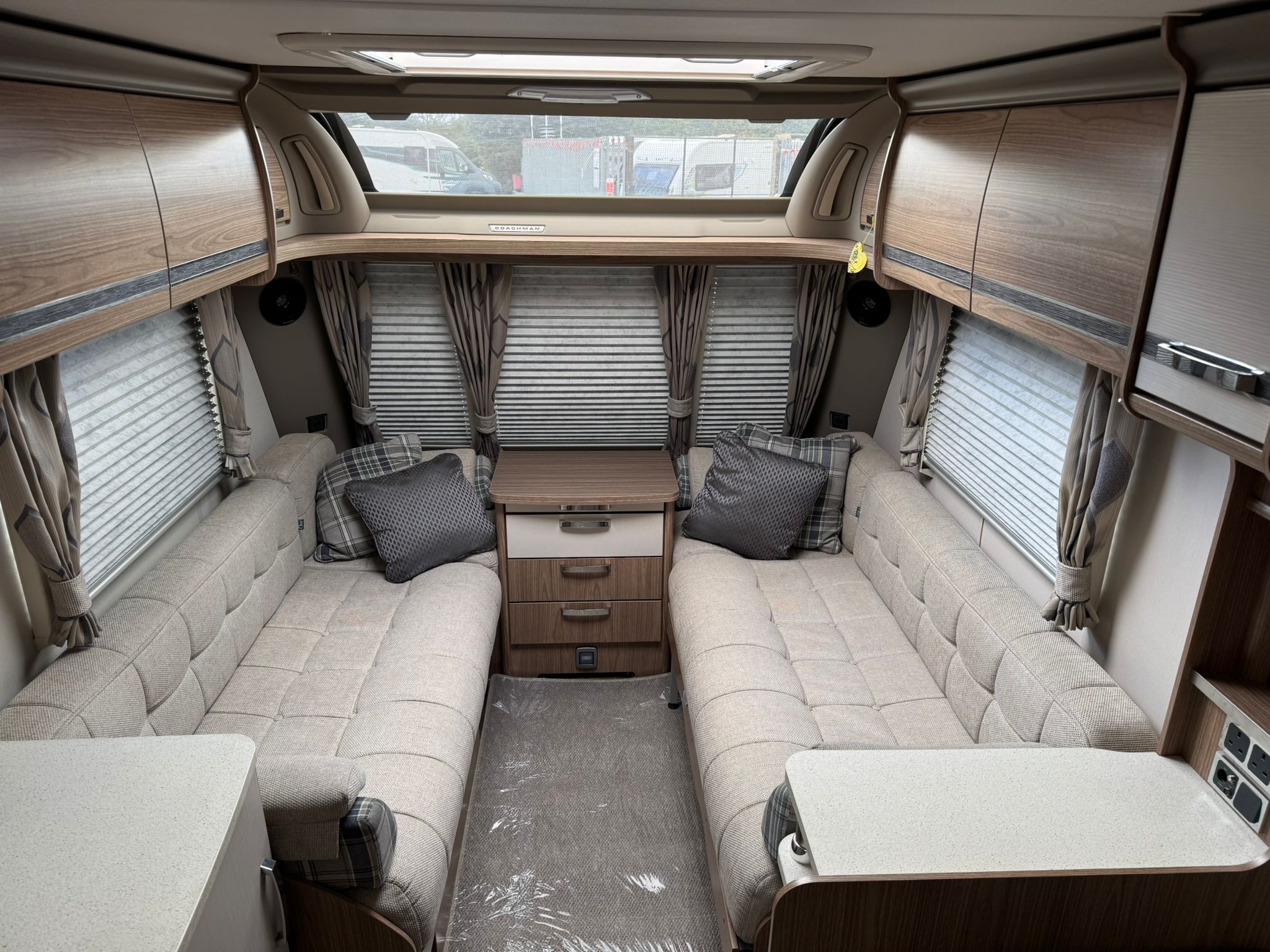 Coachman Laser 620- 2016 Caravan - Image 9