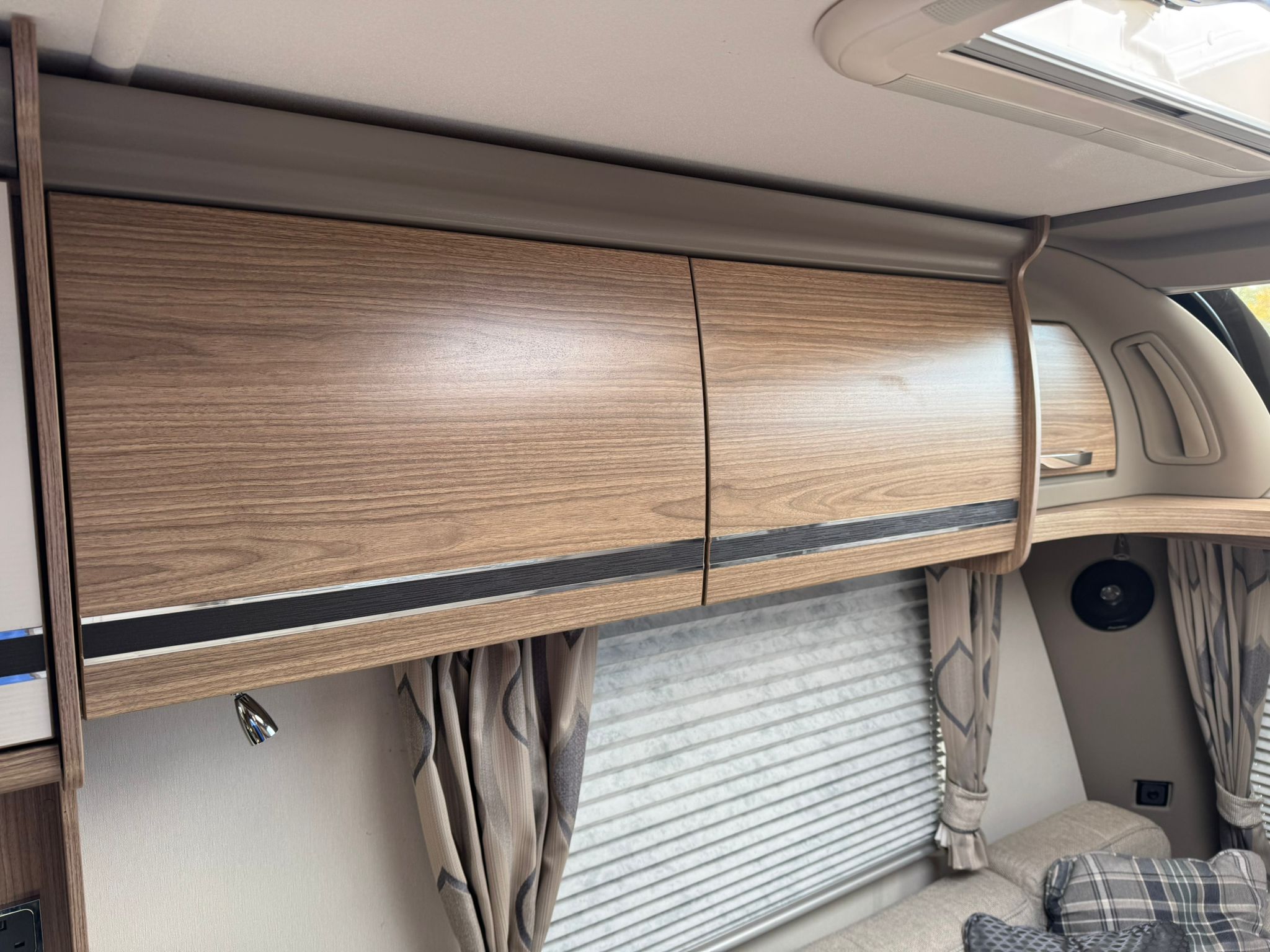 Coachman Laser 620- 2016 Caravan - Image 16